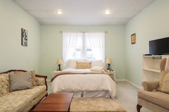 Beautiful Heavenly Green Bedroom