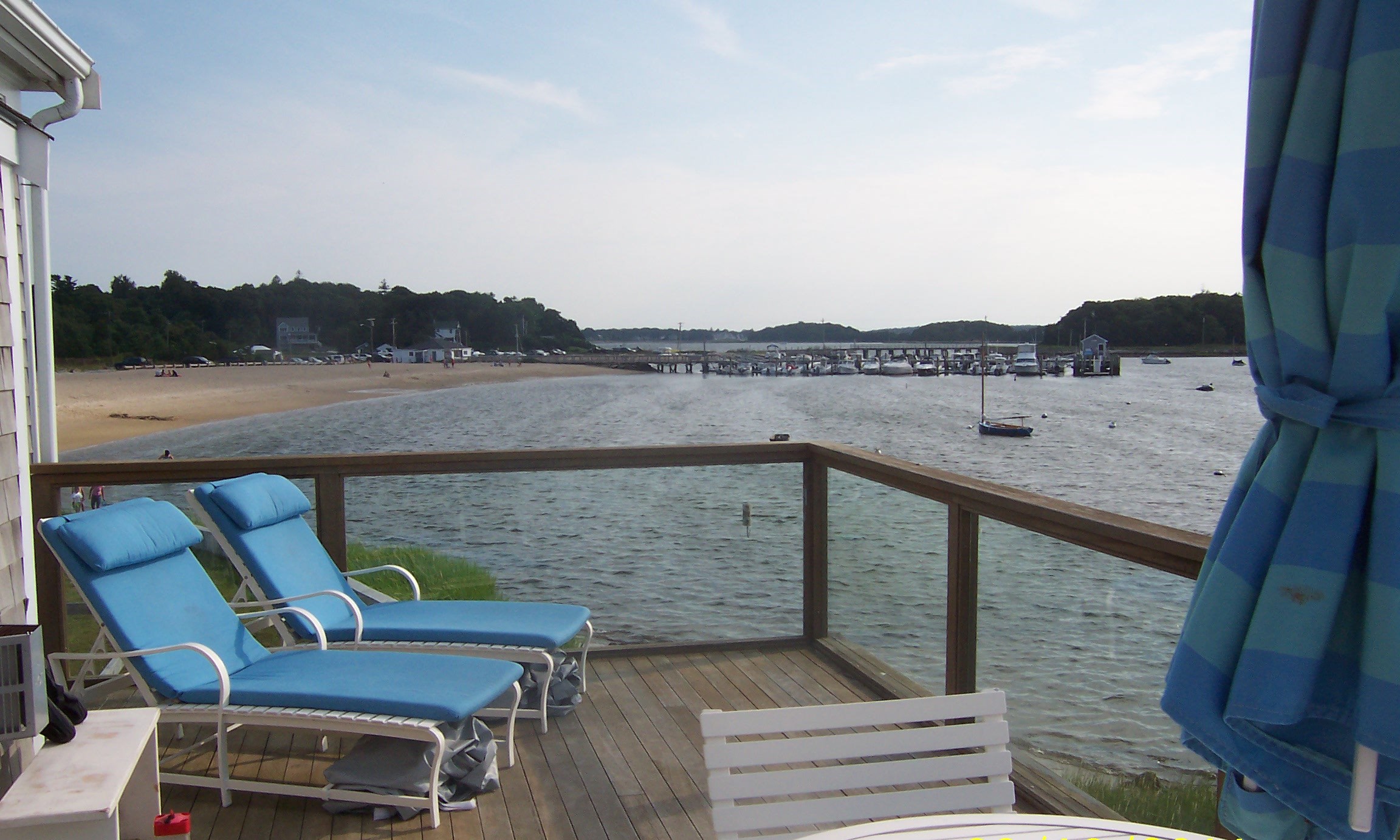 Water's Edge: Beachfront home w/AC great location!