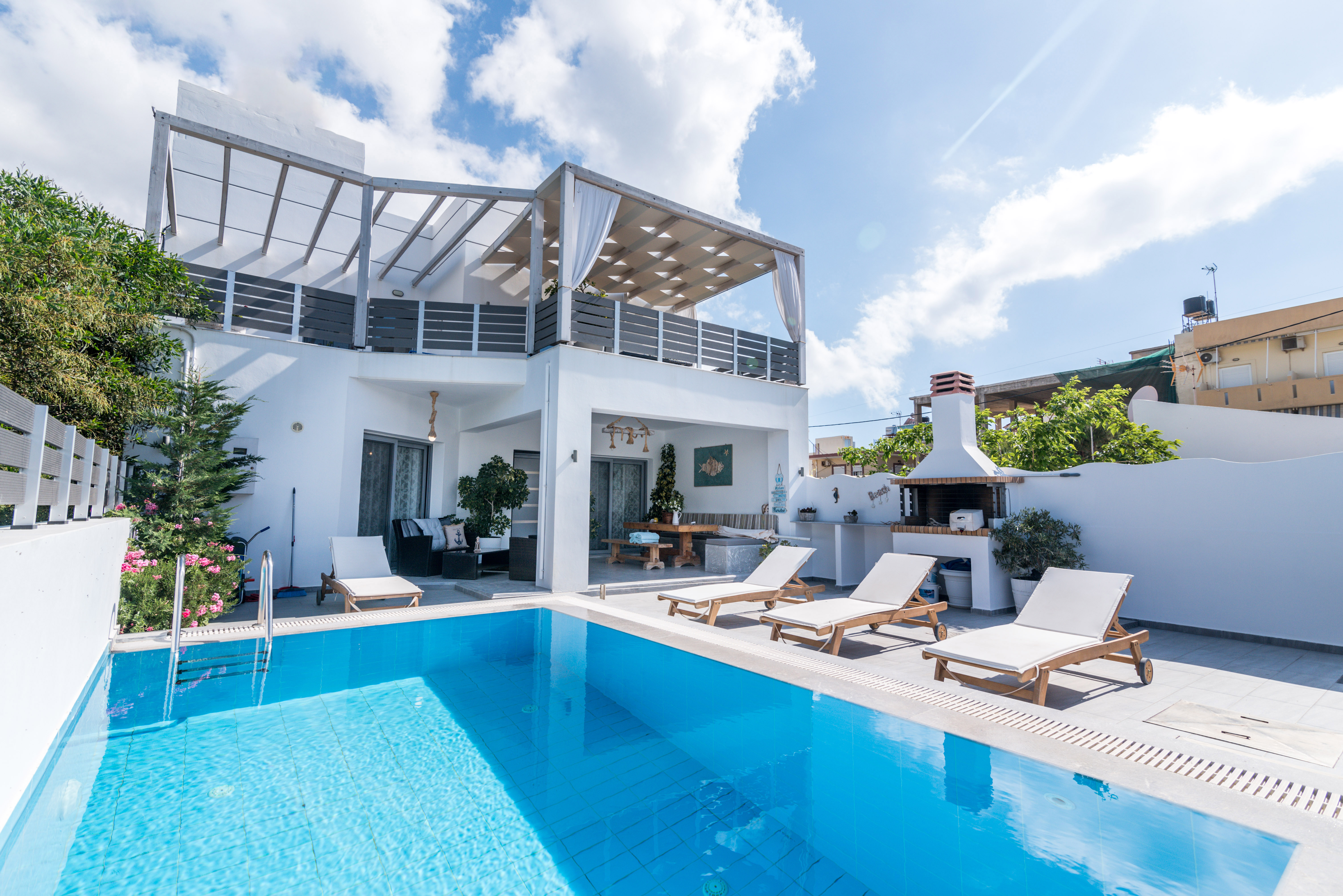 Villa Iceberg with Pool (Sleeps 8)