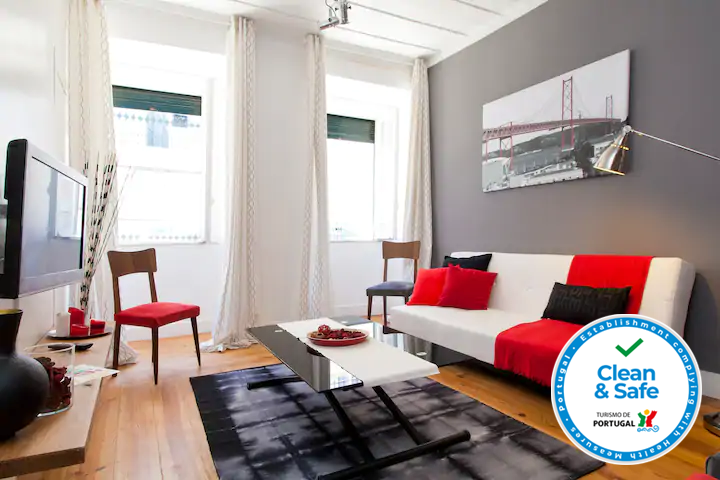 Lisbon Sant'Ana Alcantara 2br apartment in Arroios, Lisbon