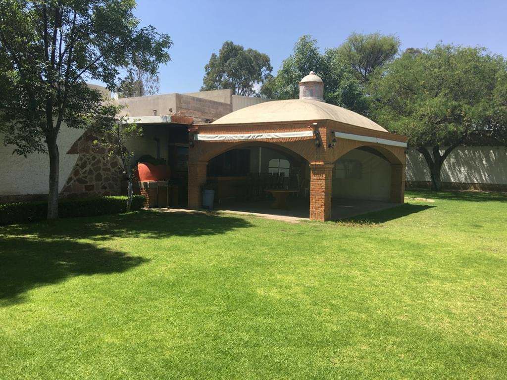 Casa de campo con alberca. Cabañas en renta en Real del
