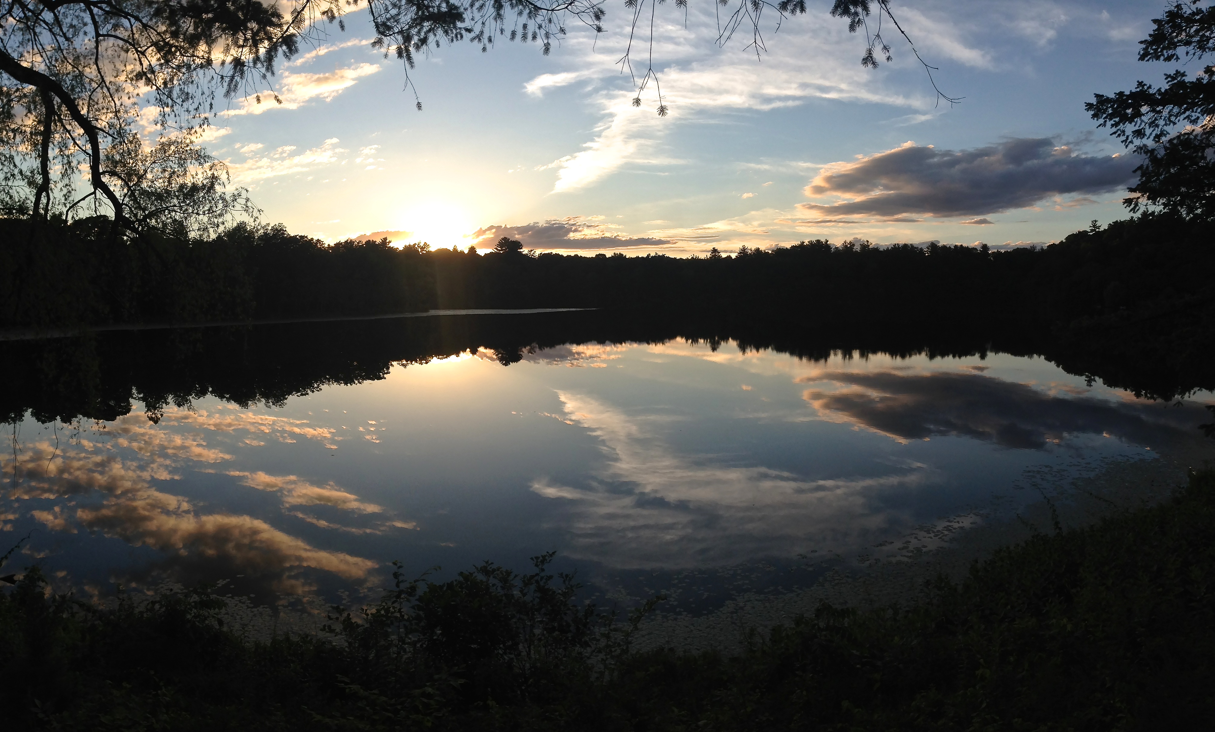 Lakeside Cottage: Boulder's Bluff