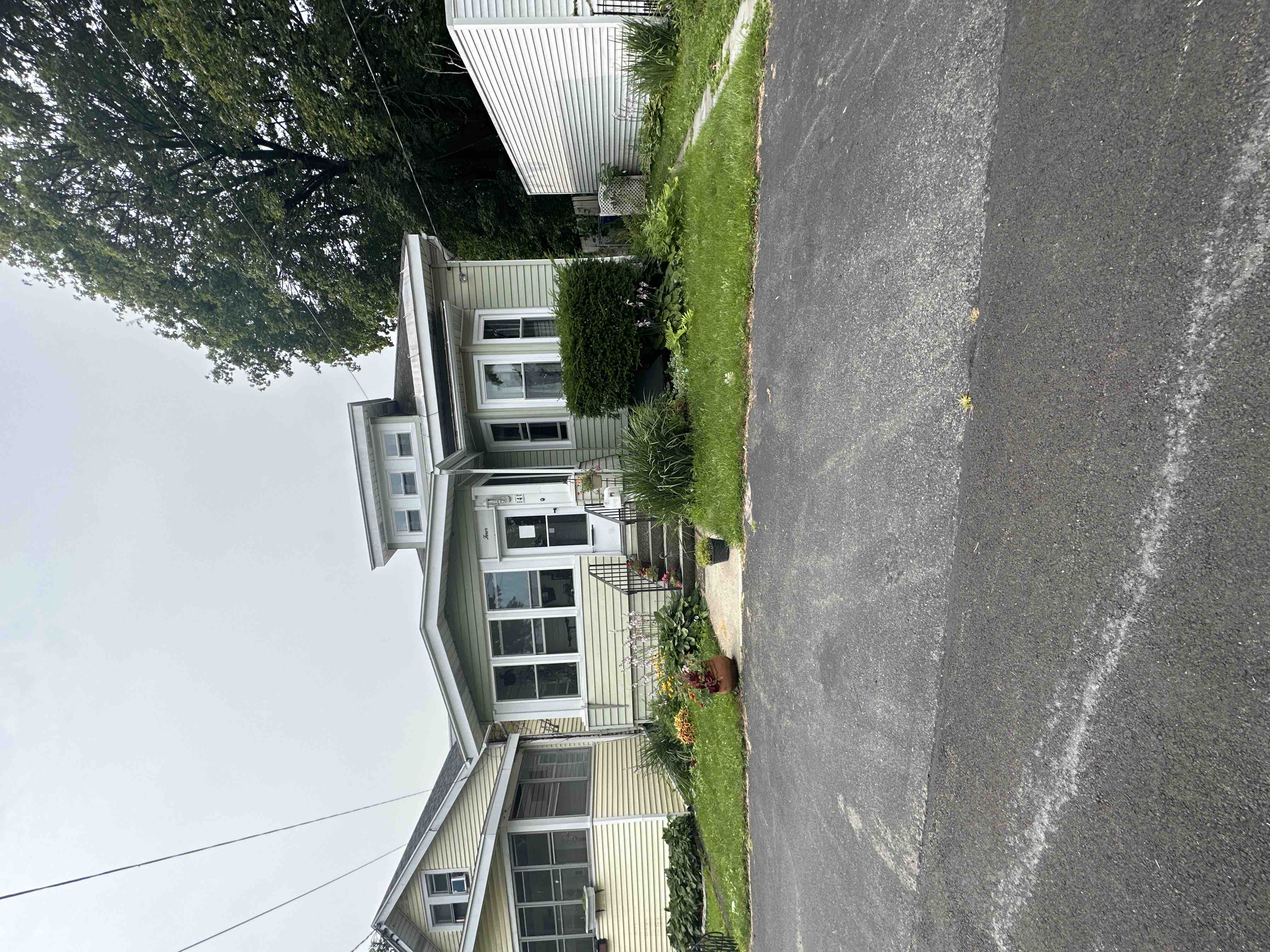 Modern and cozy home in FIRST WARD, Albany