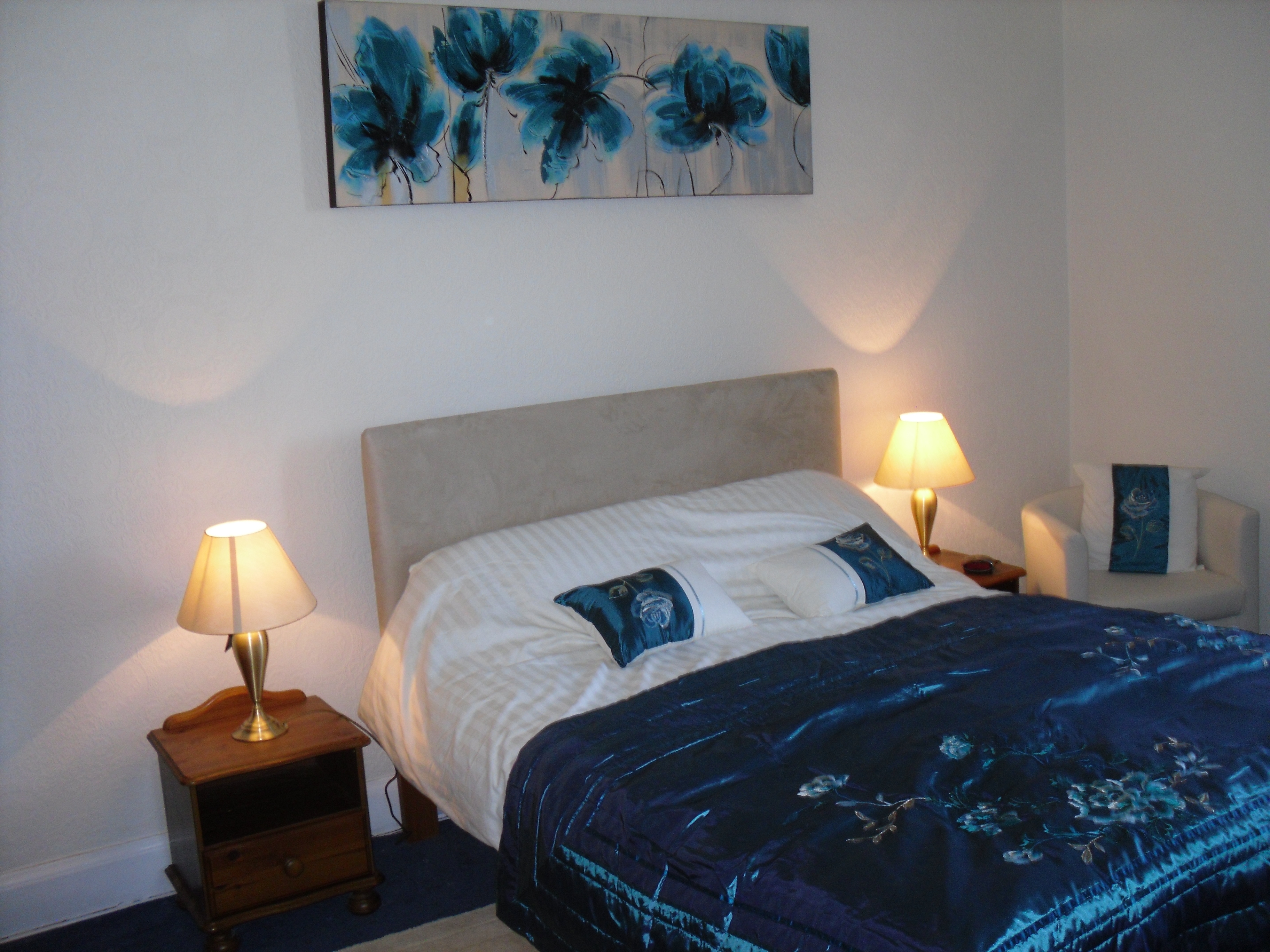Lovely Traditional City Centre Flat in Broughton South, Edinburgh