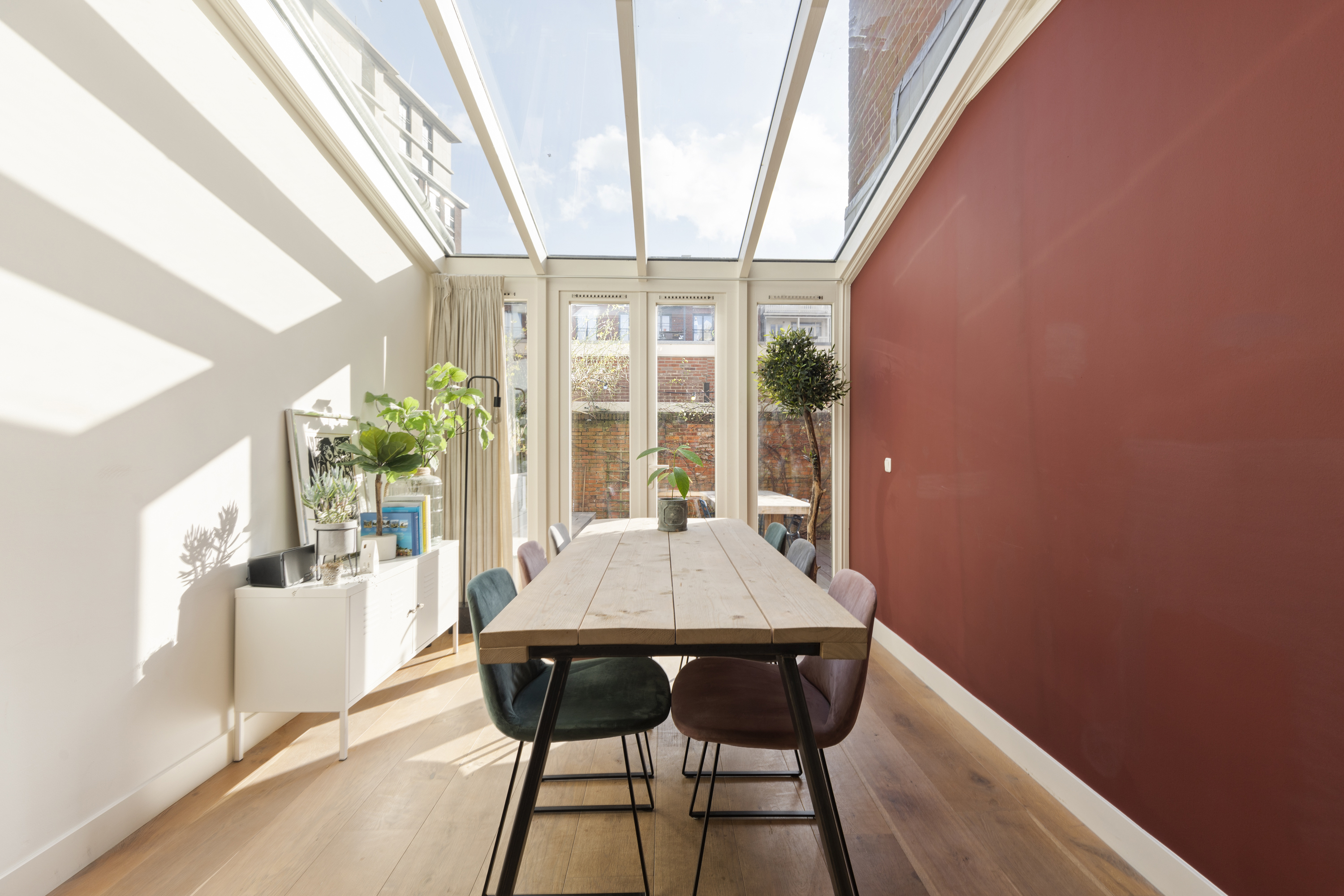 Unique bright house with garden in Amsterdam — Amsterdam stay