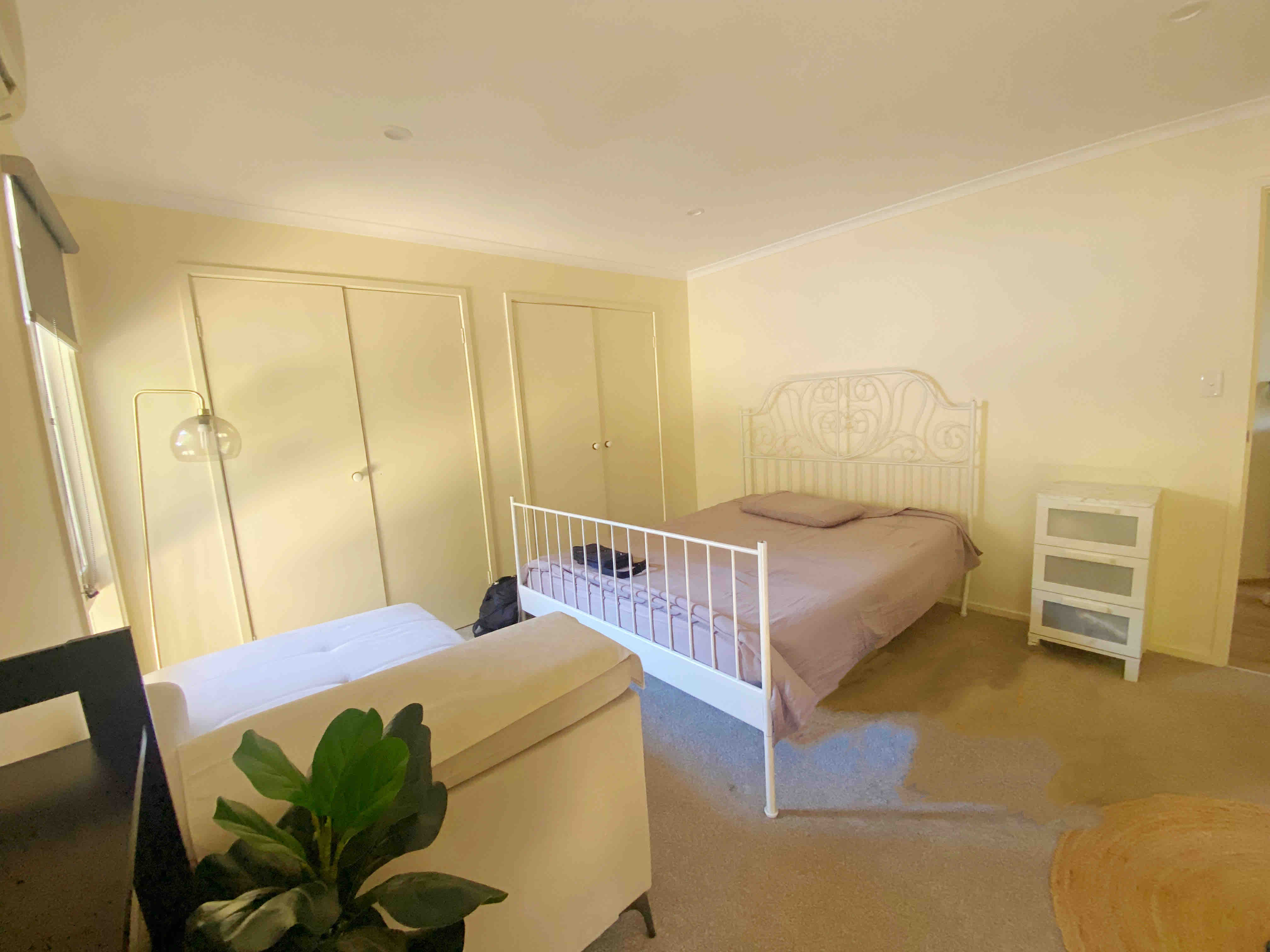 Spacious cozy ensuite  doublebed