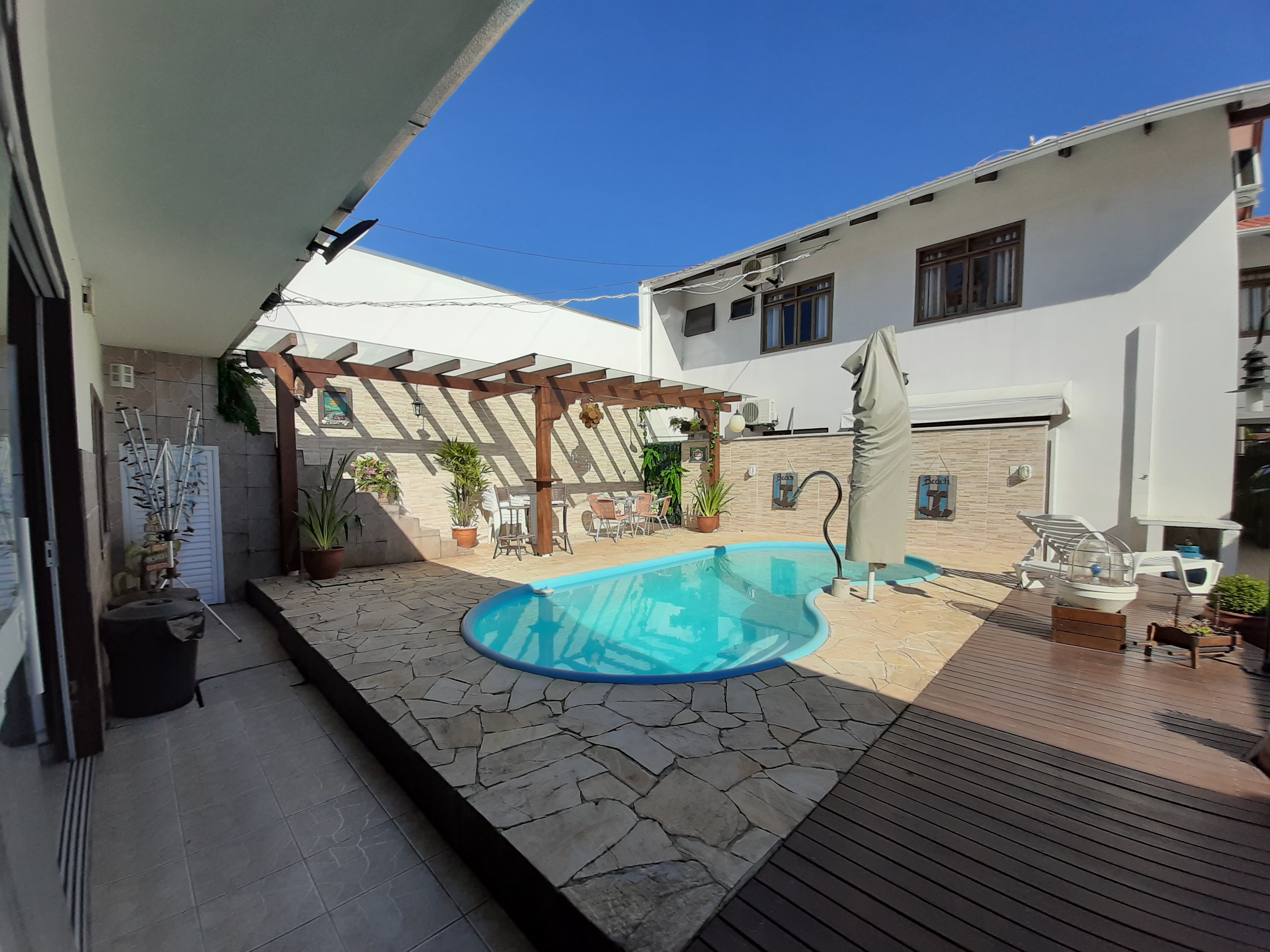 House for the season  in Penha SC