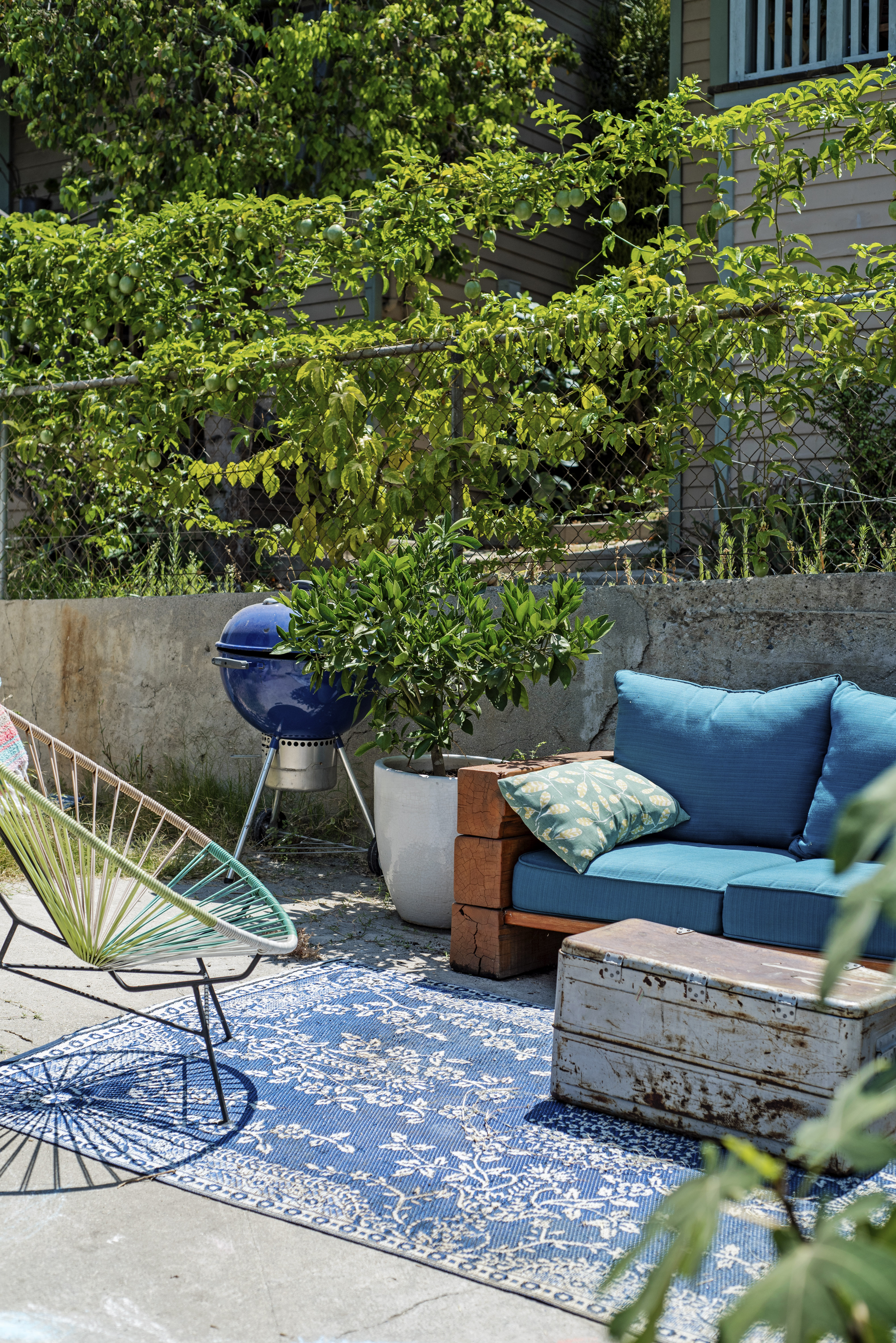 oasis outdoor living and landscapes las vegas on Indoor Outdoor Living In A 1920s Bungalow Bungalows For Rent In Los Angeles California United States