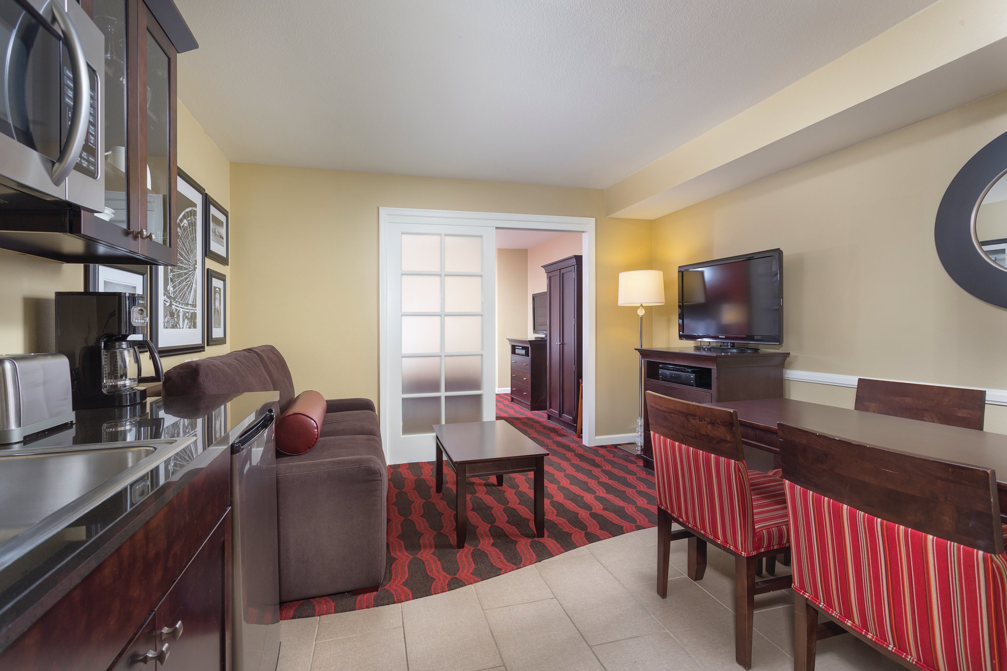 2 Bedroom Suite near Disneyland & Angel Stadium Condominiums for Rent