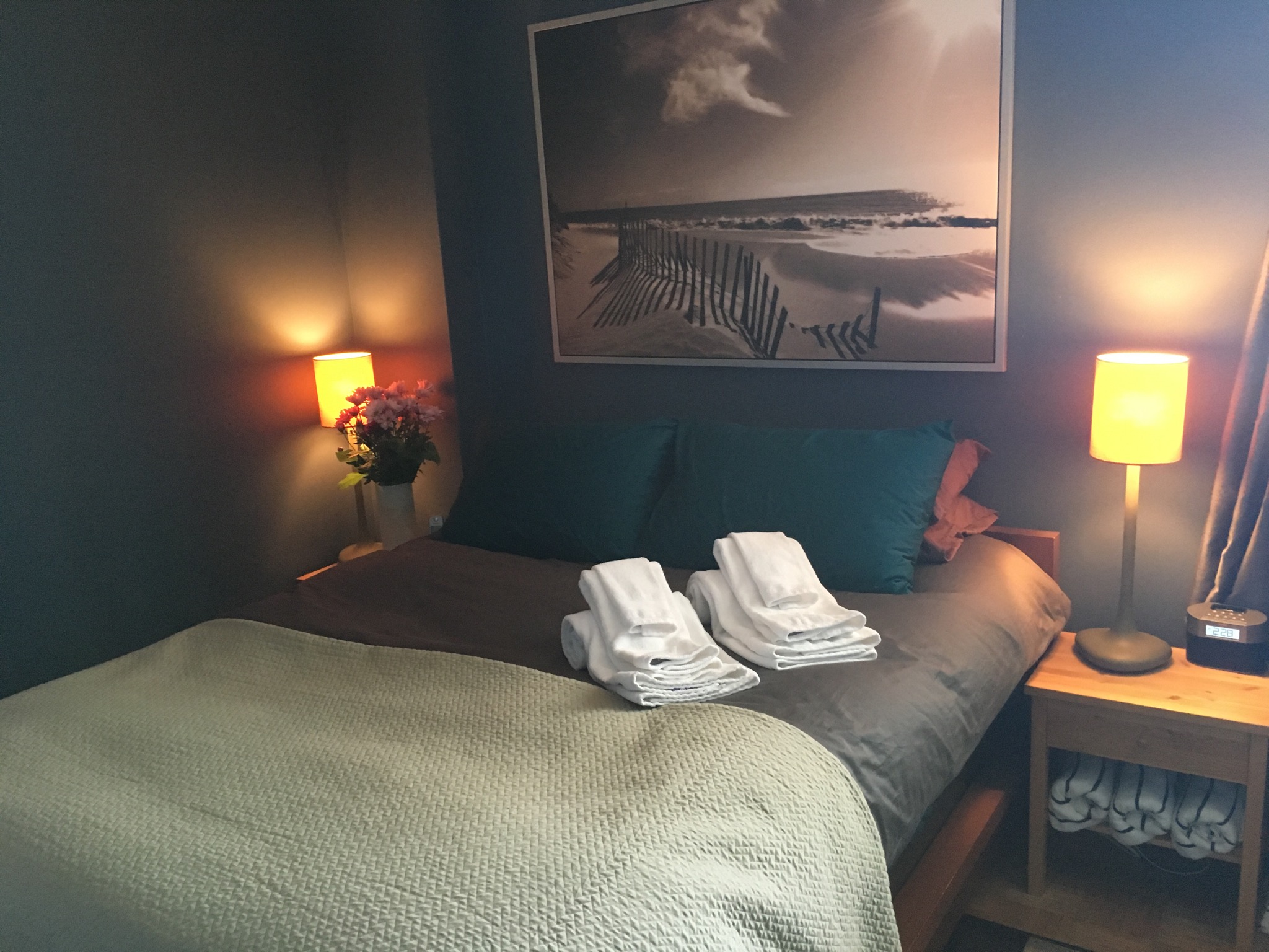 Downtown Village Safe Cozy Large Furnished Room! in Church-Yonge Corridor, Toronto
