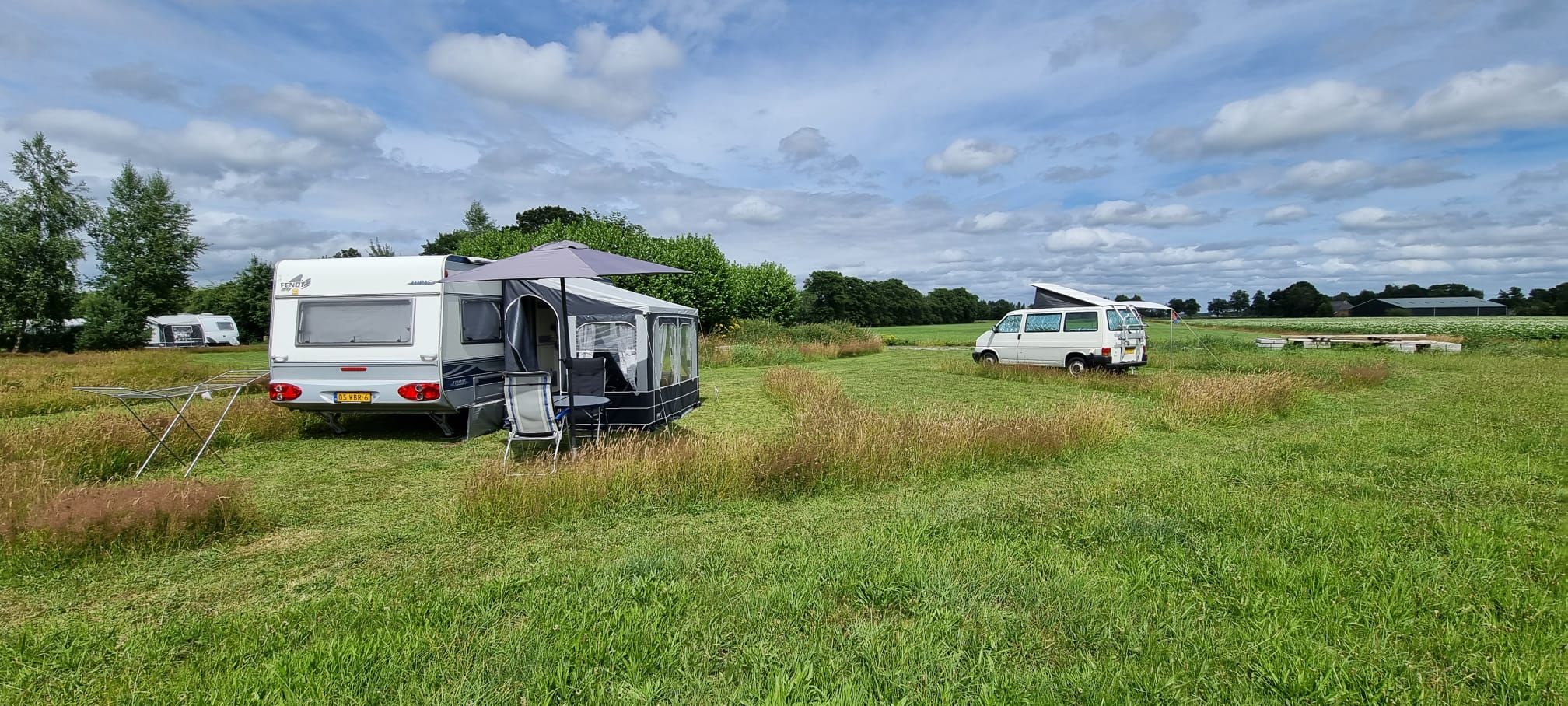 2 people, caravan with nature, peace and coziness. Campervans