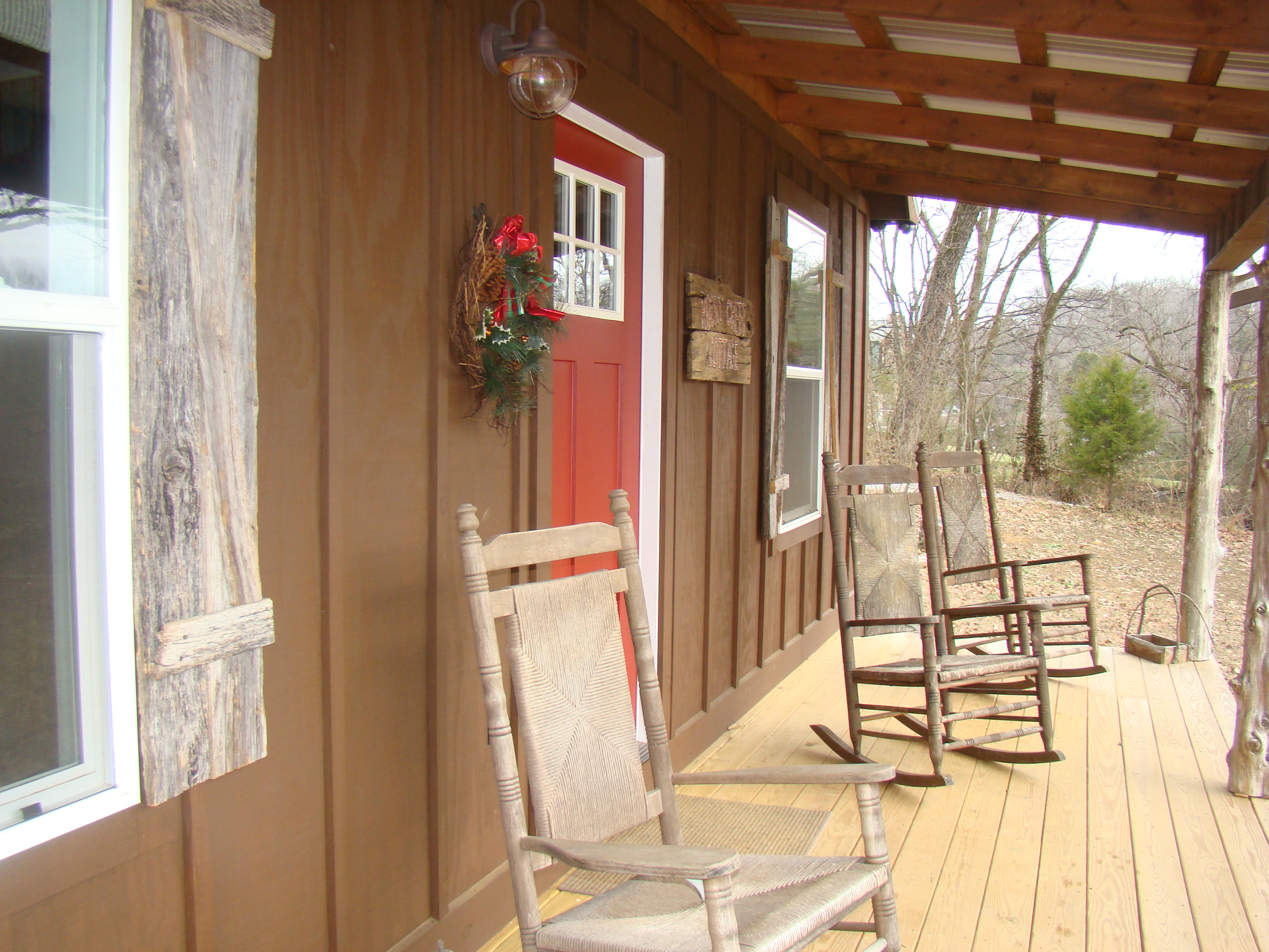 Rocky Creek Cottage Cabins for Rent in Maryville, Tennessee, United