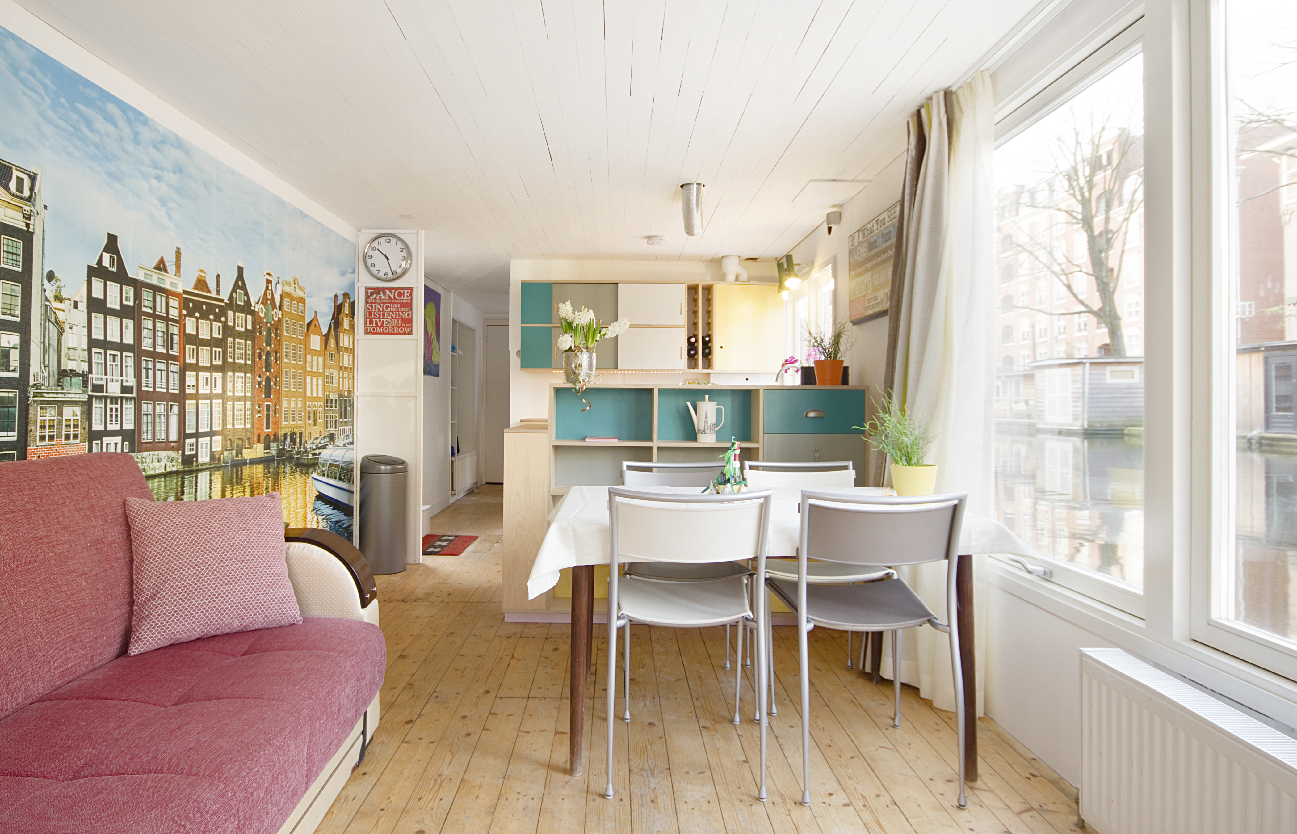 Houseboat Amsterdam centre near Anne Frank House — Amsterdam stay