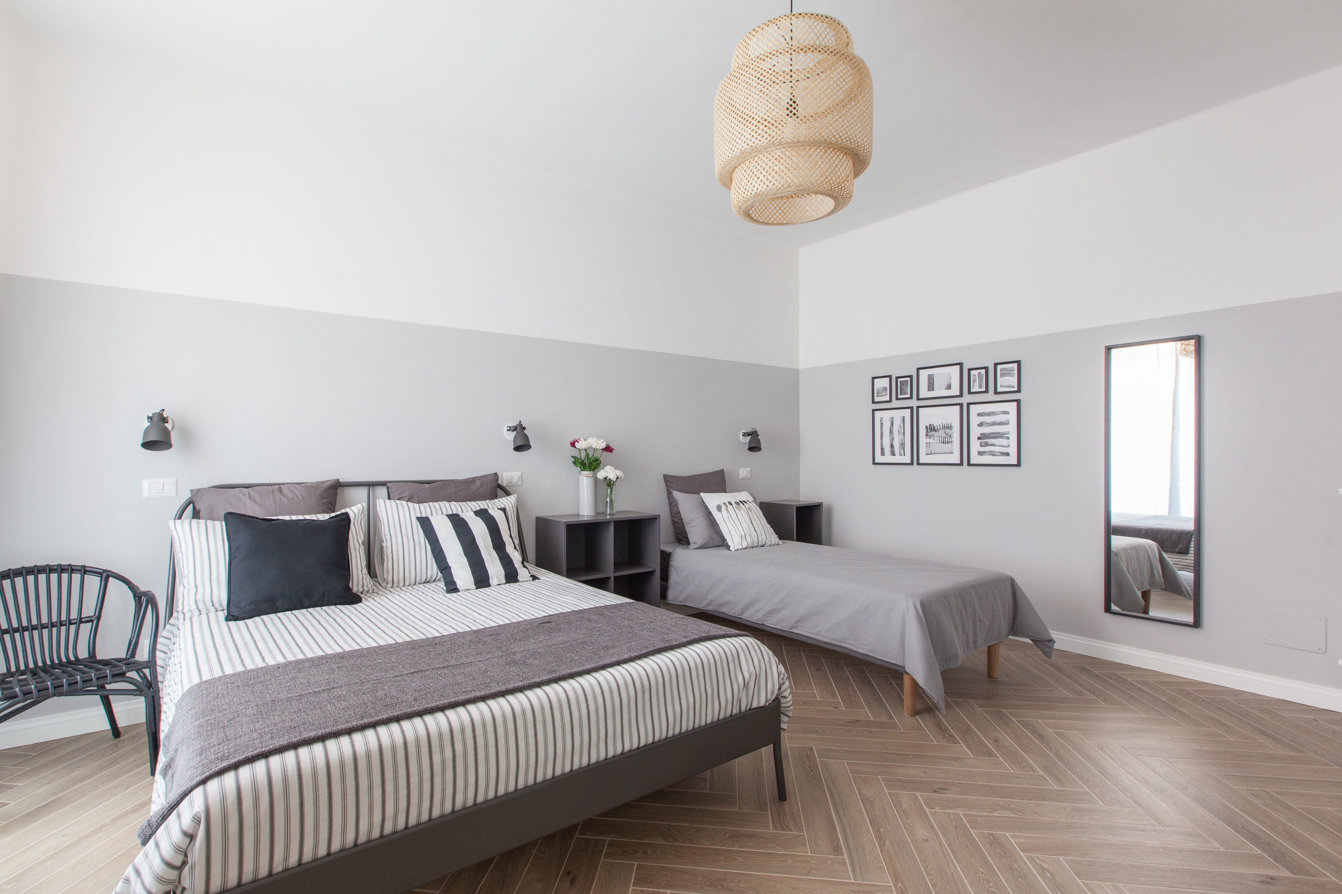3, Grey Room at Colosseum - Pannonia Smart House