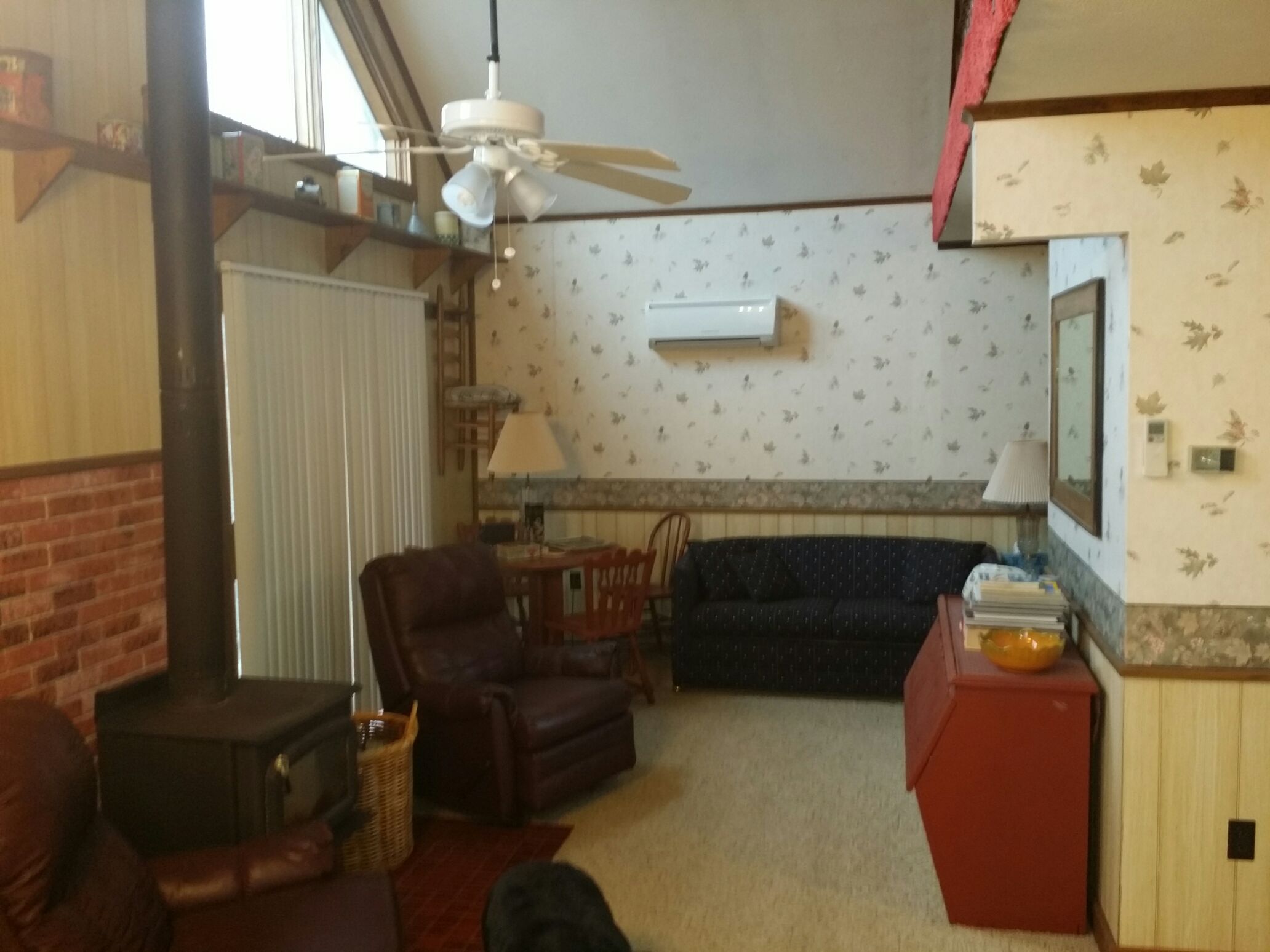 Isolated, Up North Retreat! Near Voyager Village! Cabins for Rent in