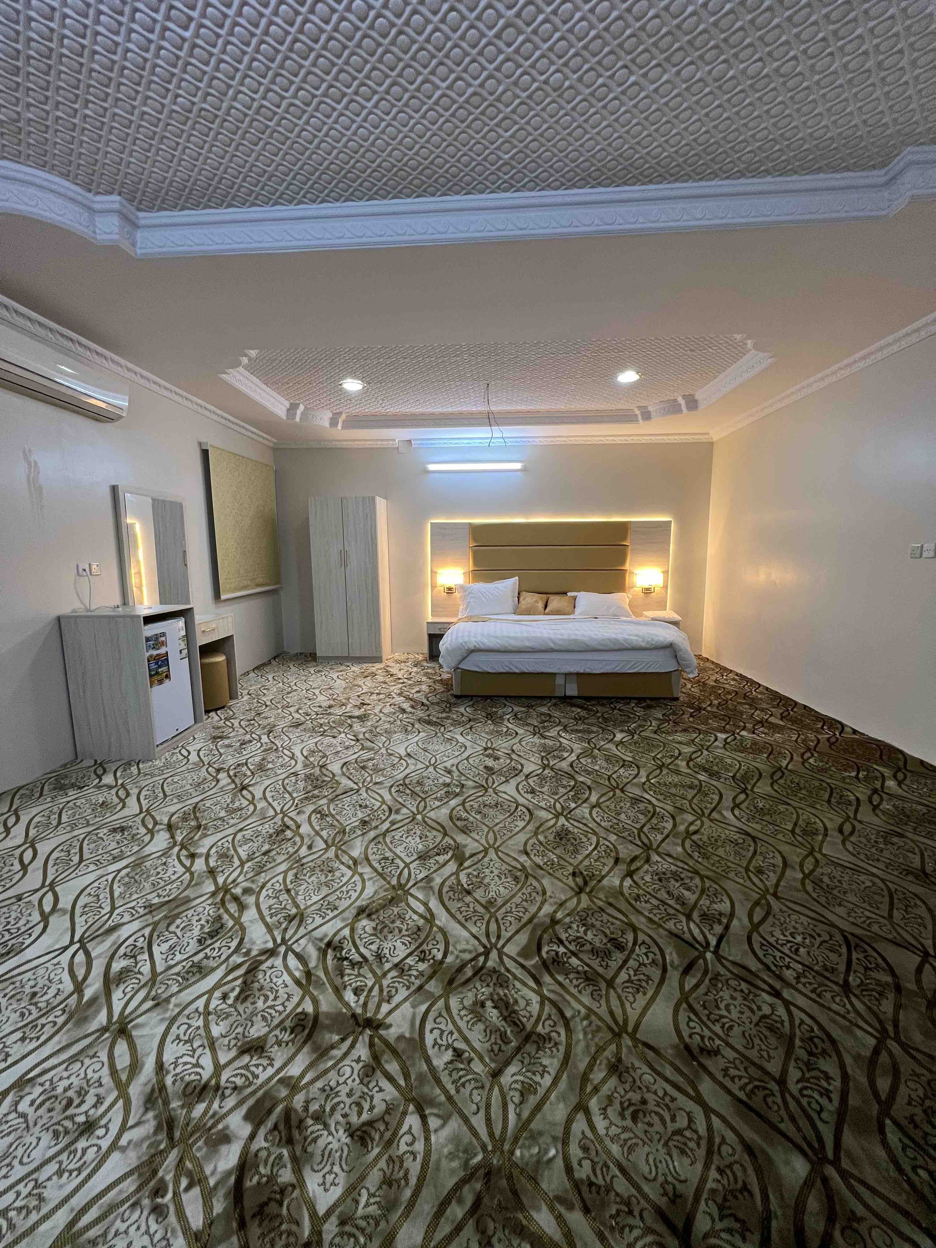 Large 1BD apartment