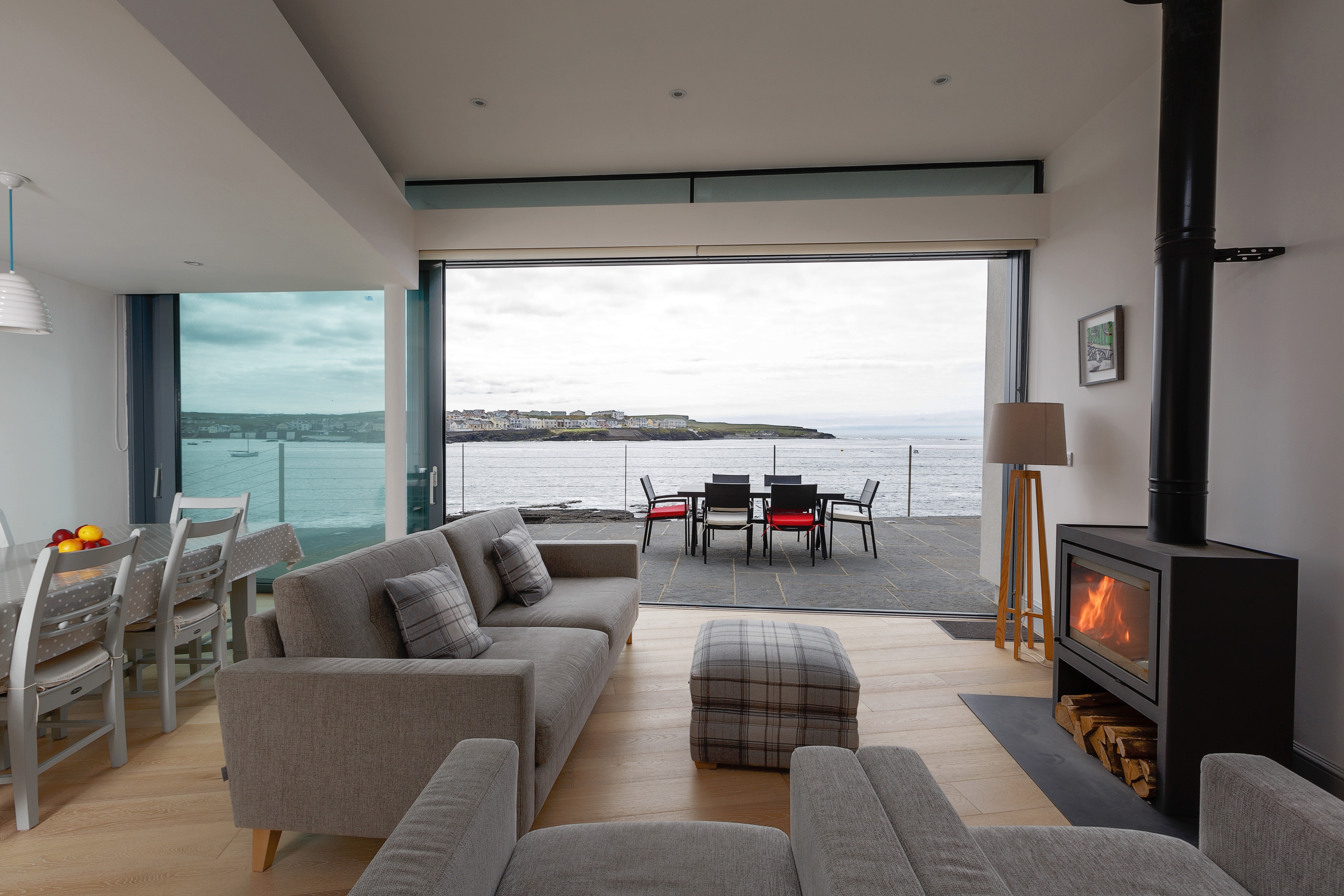 Spectacular Cliff Cottage Kilkee - Cottages for Rent in Kilkee, Clare,  Ireland