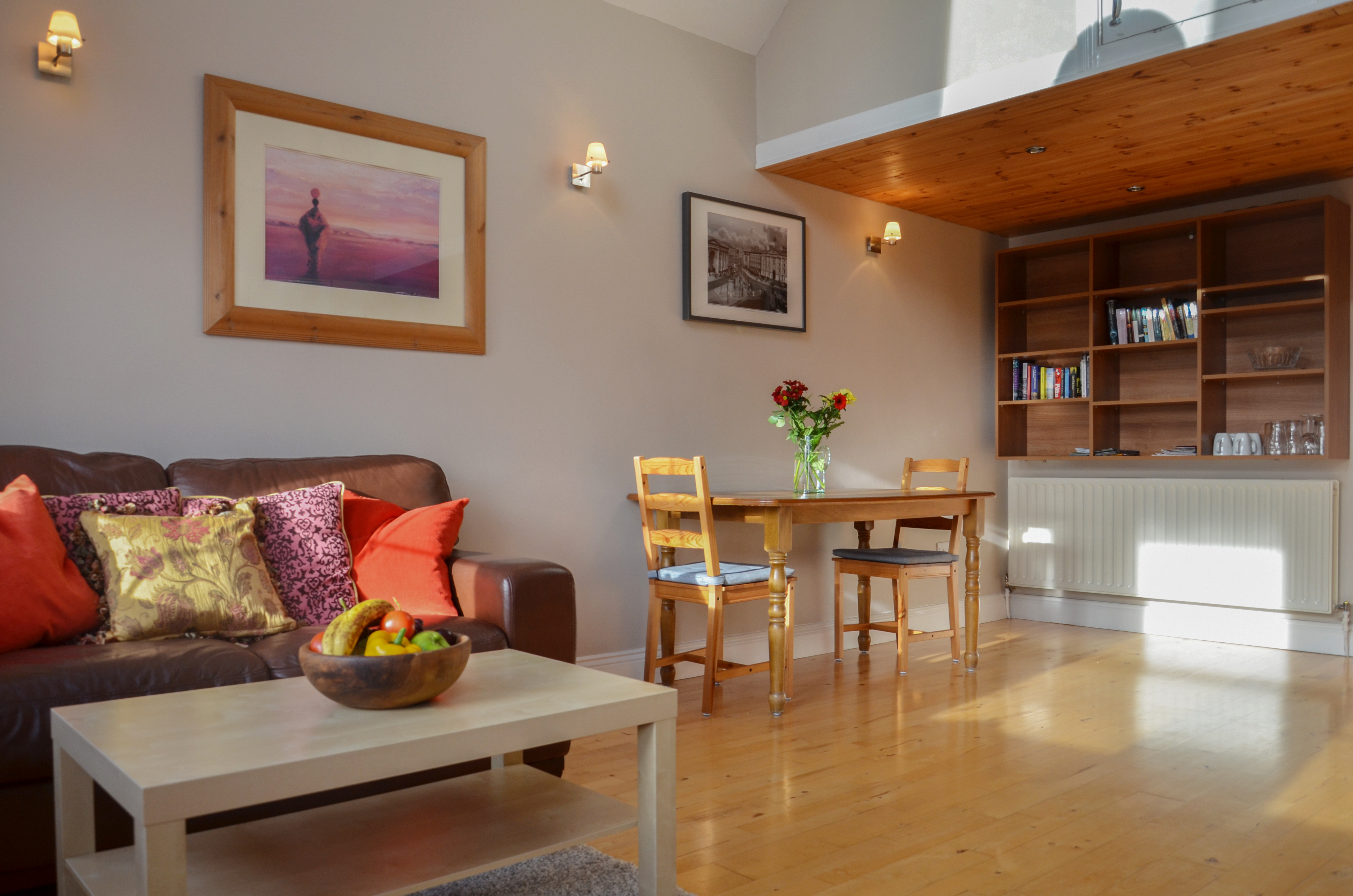 Cosy, self-contained, 1-bed space.