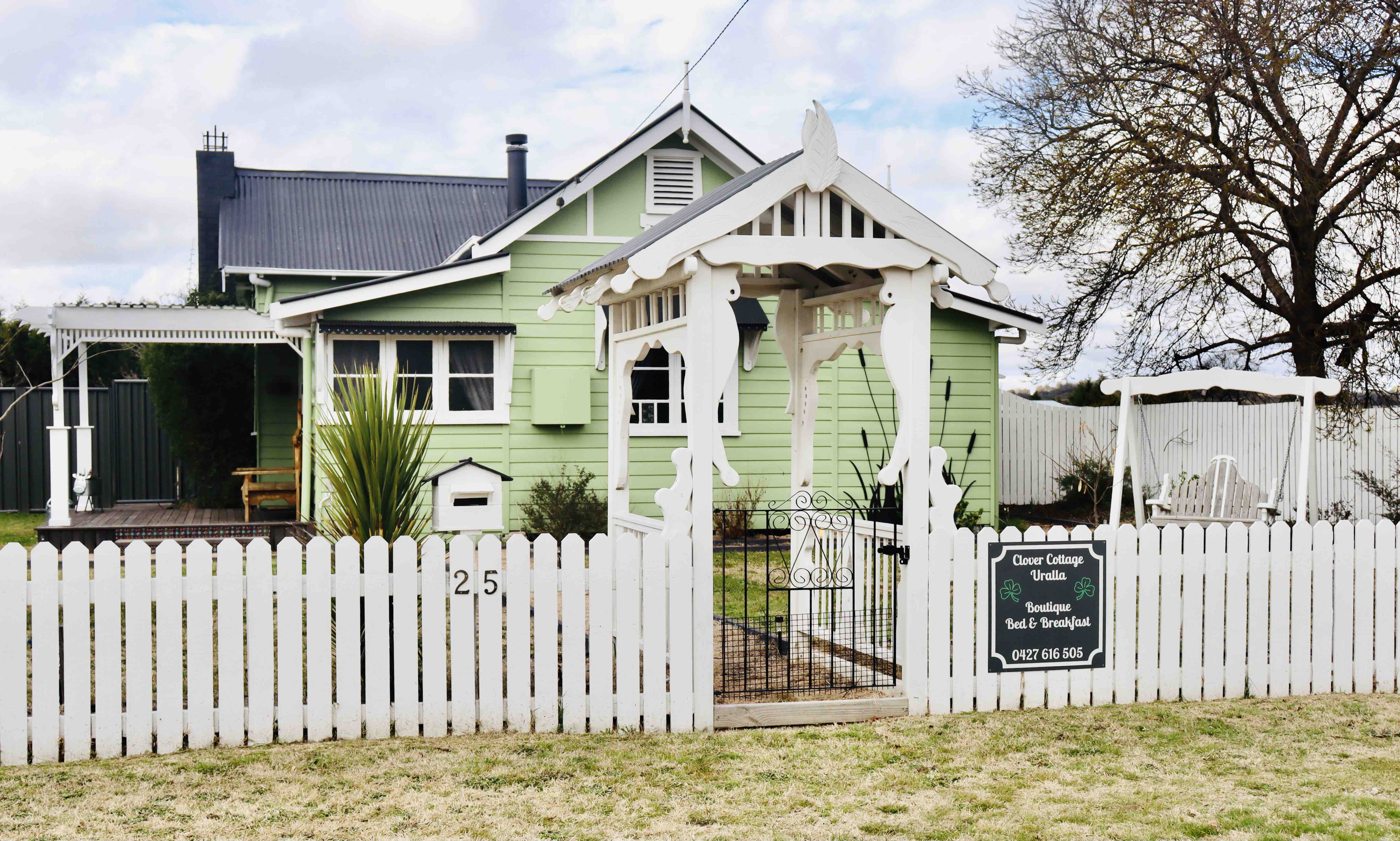Clover Cottage Uralla Entire Home Pet Friendly Houses for Rent in Uralla, New South Wales