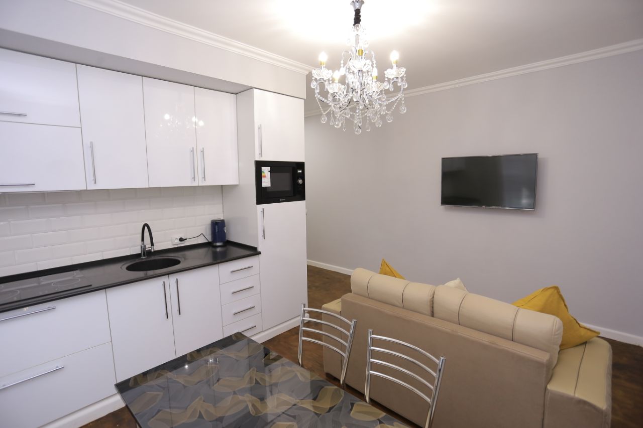 Modern 2 Bed Apt walking distance from Gur-e-Amir
