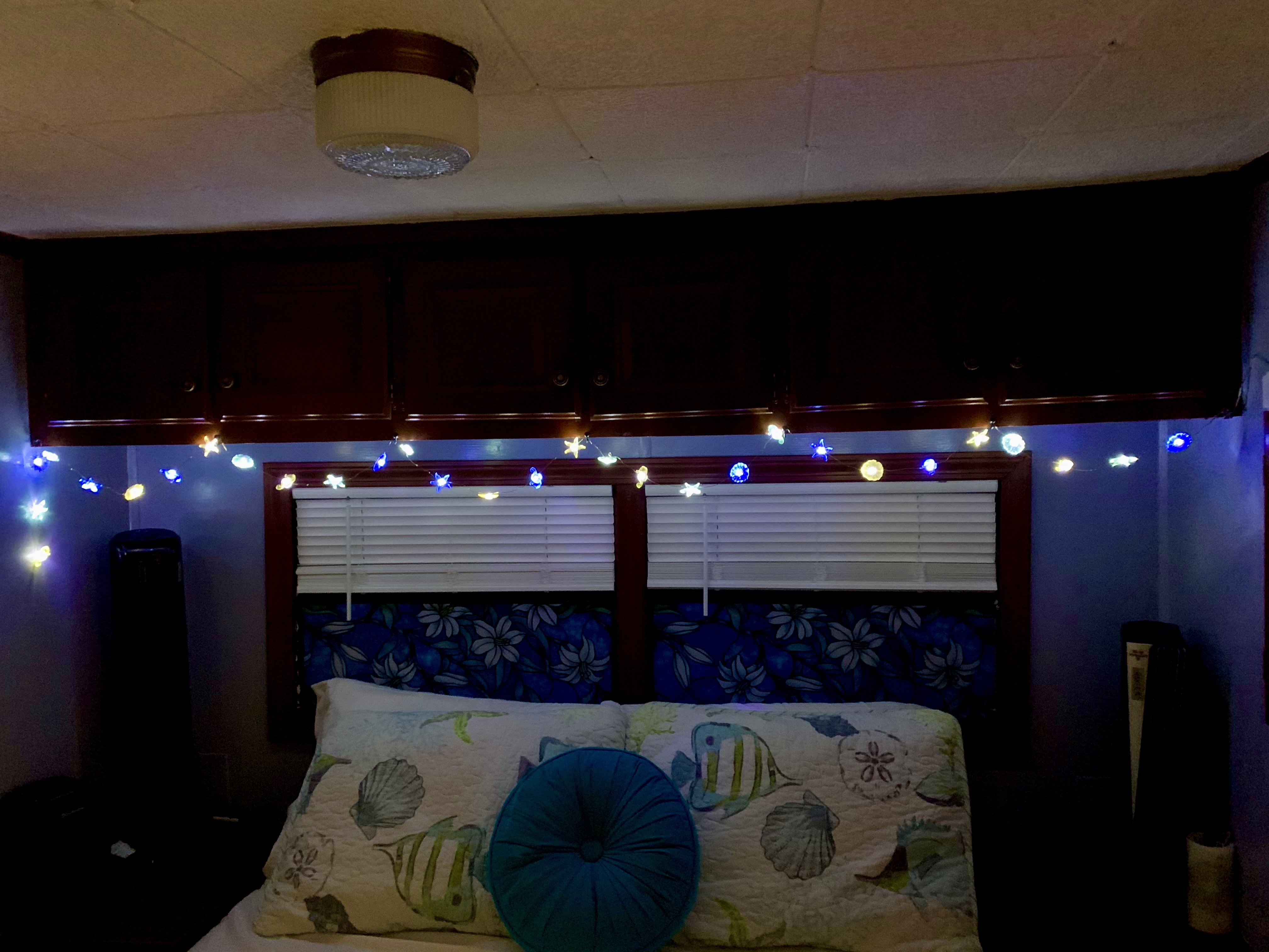 Feel the Harmony with our Cozy Houseboat Houseboats for Rent in Kemah