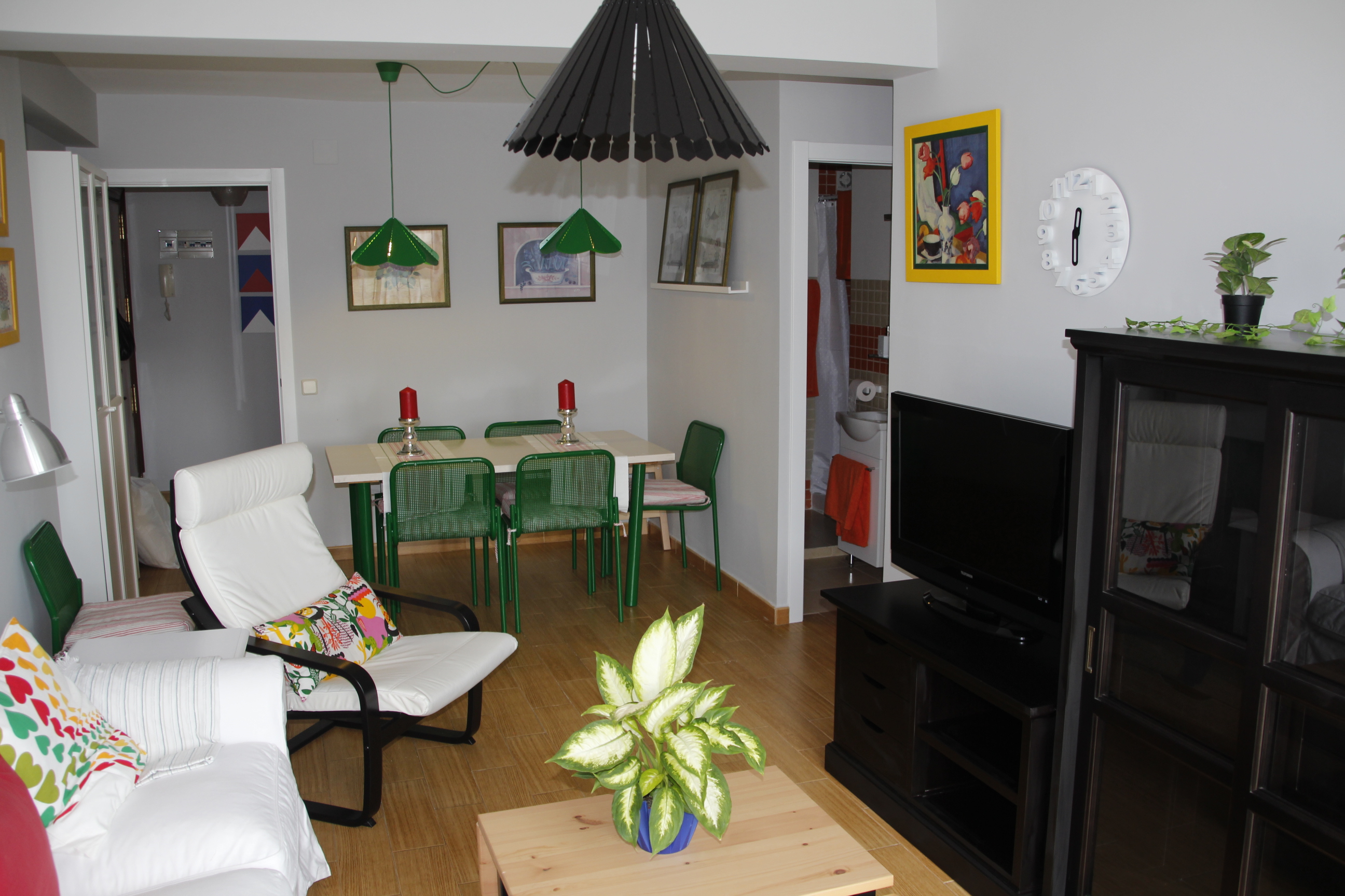 PASEANDO AL CENTRO HISTÓRICO , 2 BAÑOS,WIFI GRATIS in Centro, Malaga