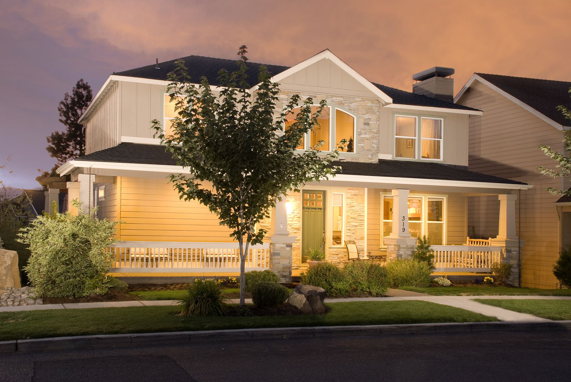 Skyliner Summit Lodge 2 Suites NW Bend Houses for Rent in