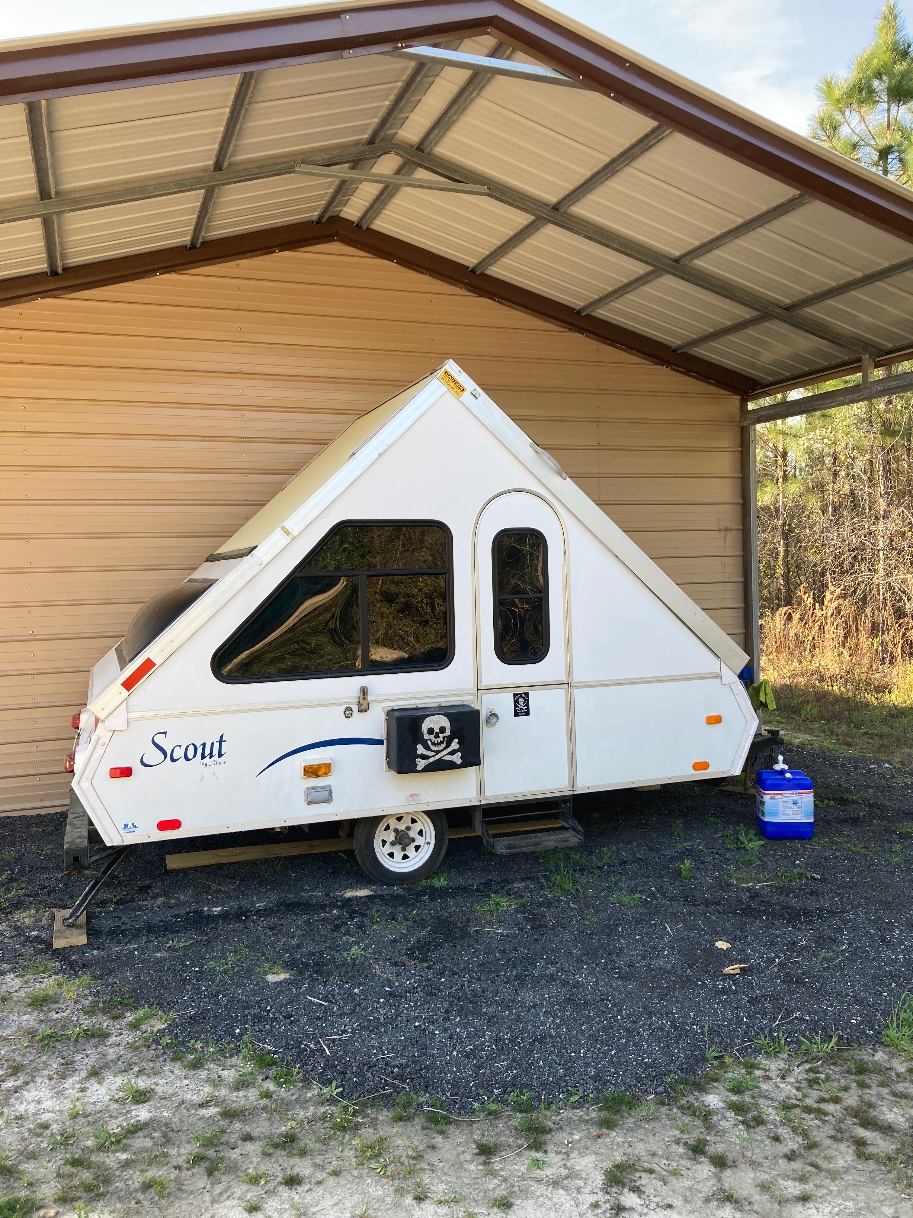 Pine field glamping in the heart of Spring Country