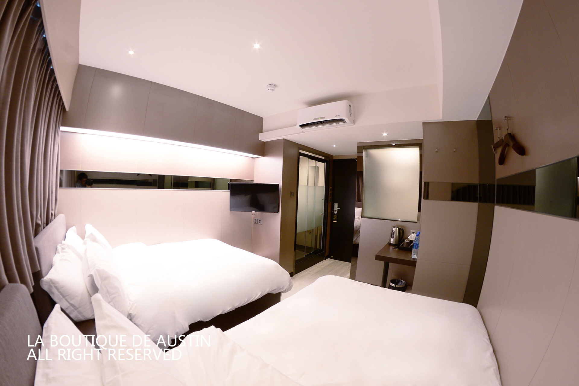 Suite room for 1pax in Yau Tsim Mong, Hong Kong