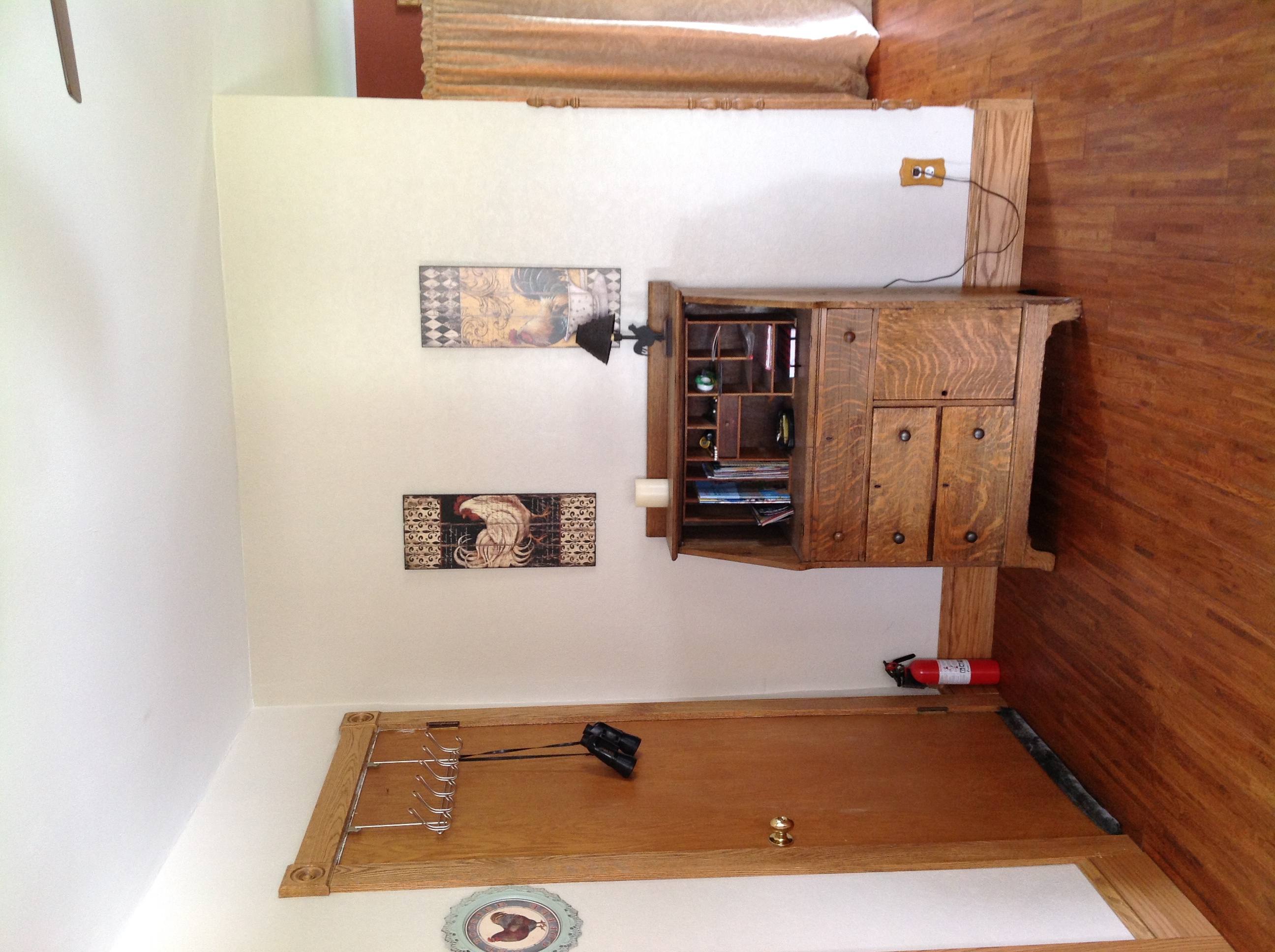 Cozy Farmhouse on 22 wooded acres (2 bedrooms) Houses for Rent in