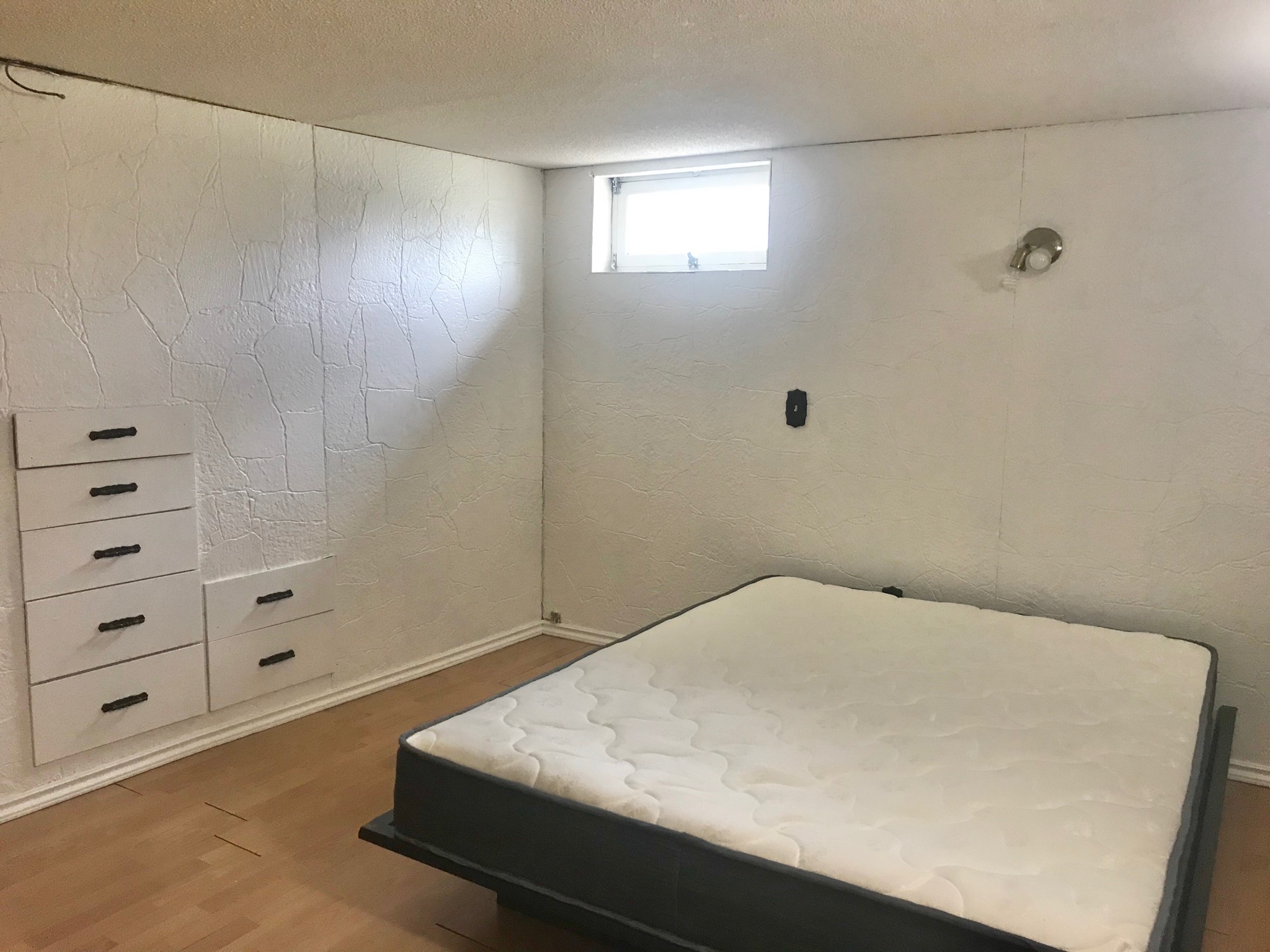 Spacious open concept /3 bedroom/2 full baths Houses for Rent in