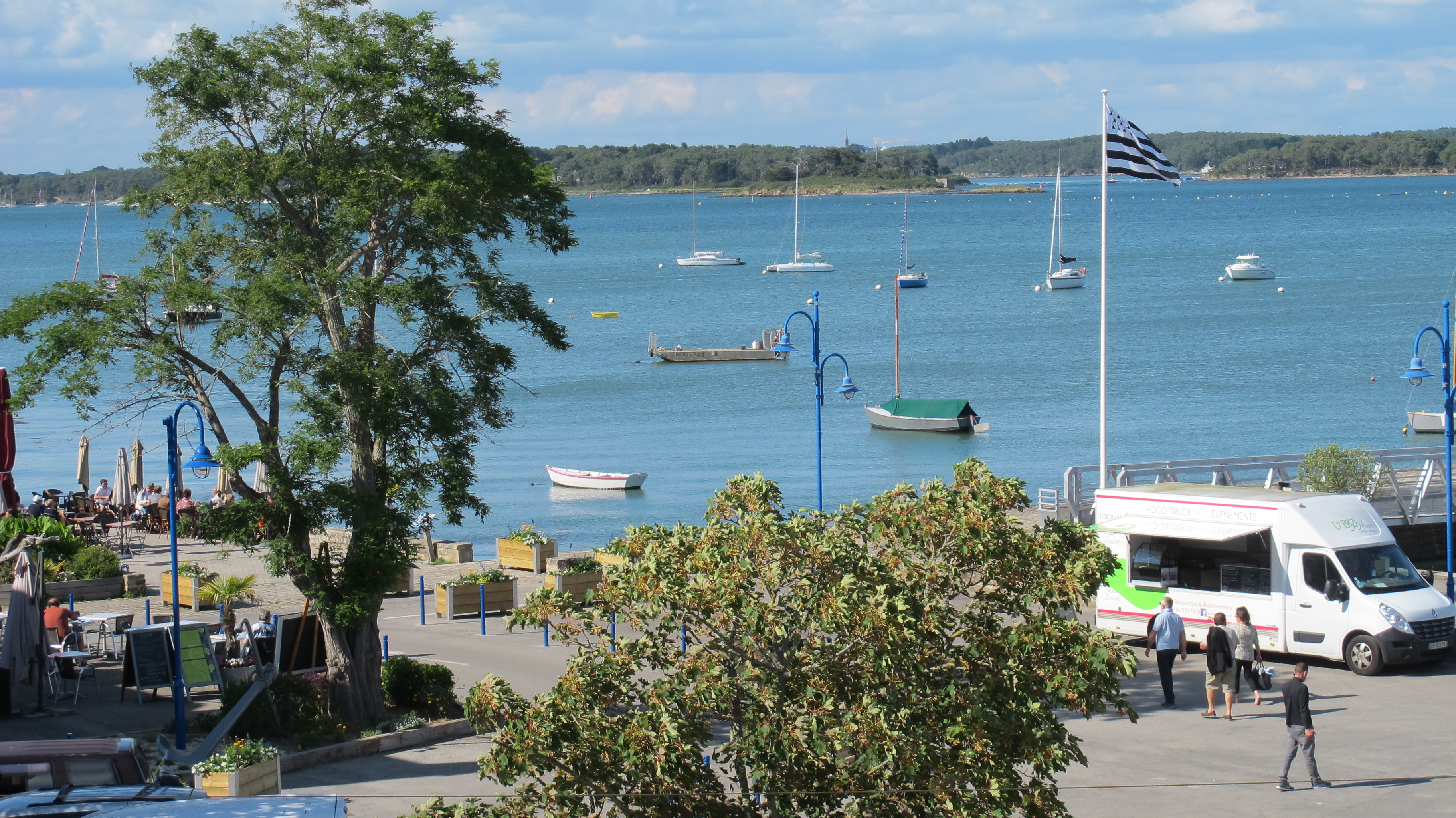 Apartment on Locmariaquer Harbor