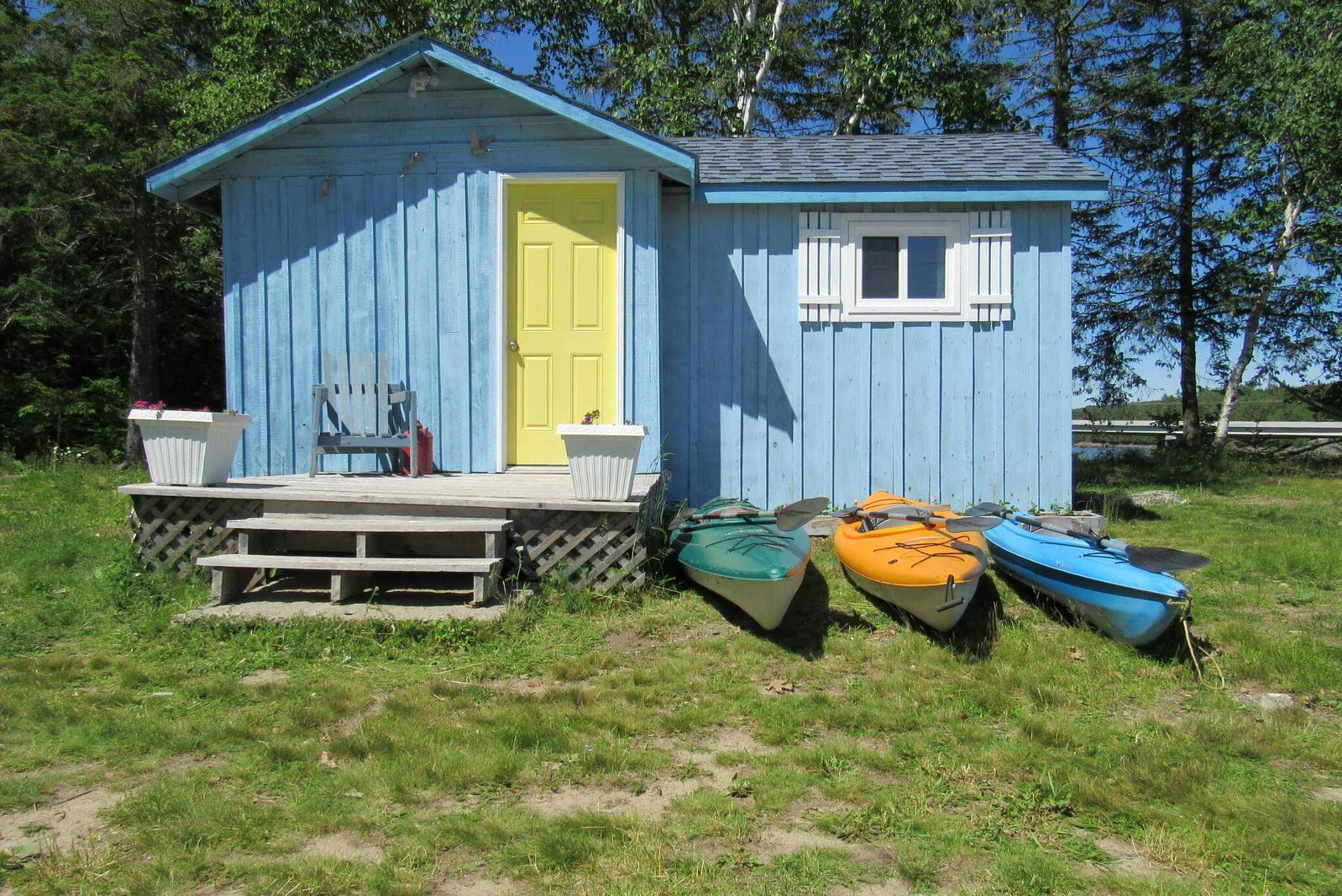 Turning Tides Oceanfront Tiny Home - Tiny Houses For Rent In Oak Bay ...