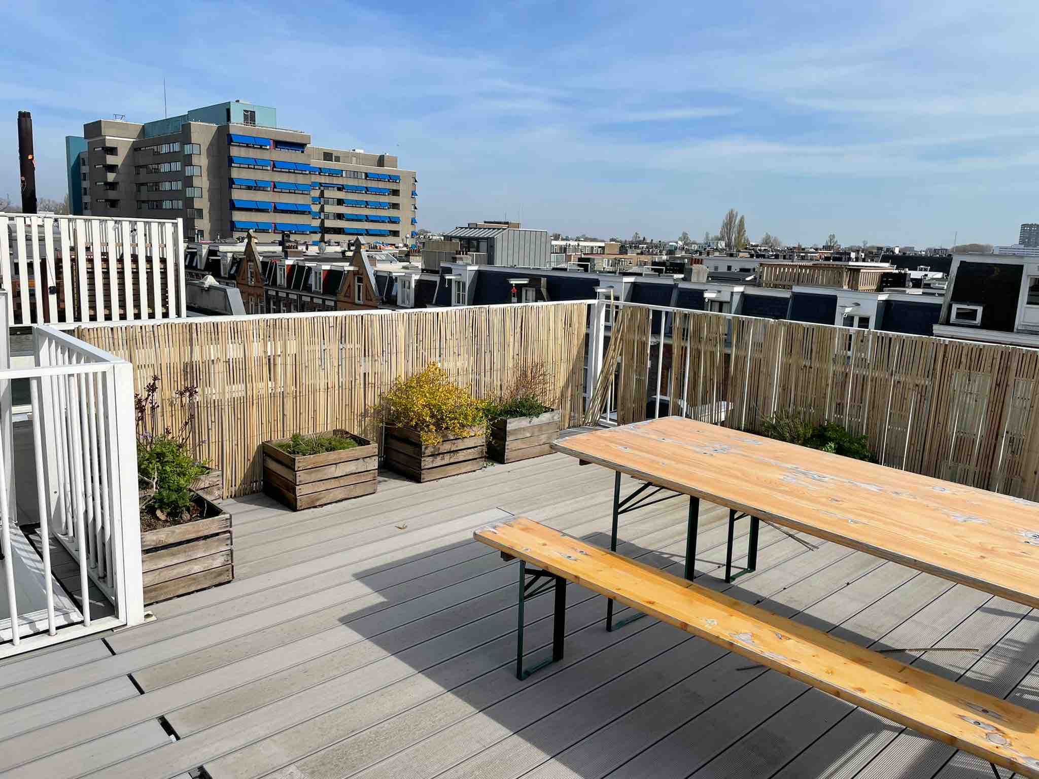Heerlijk ruim appartement met dakterras — Amsterdam stay