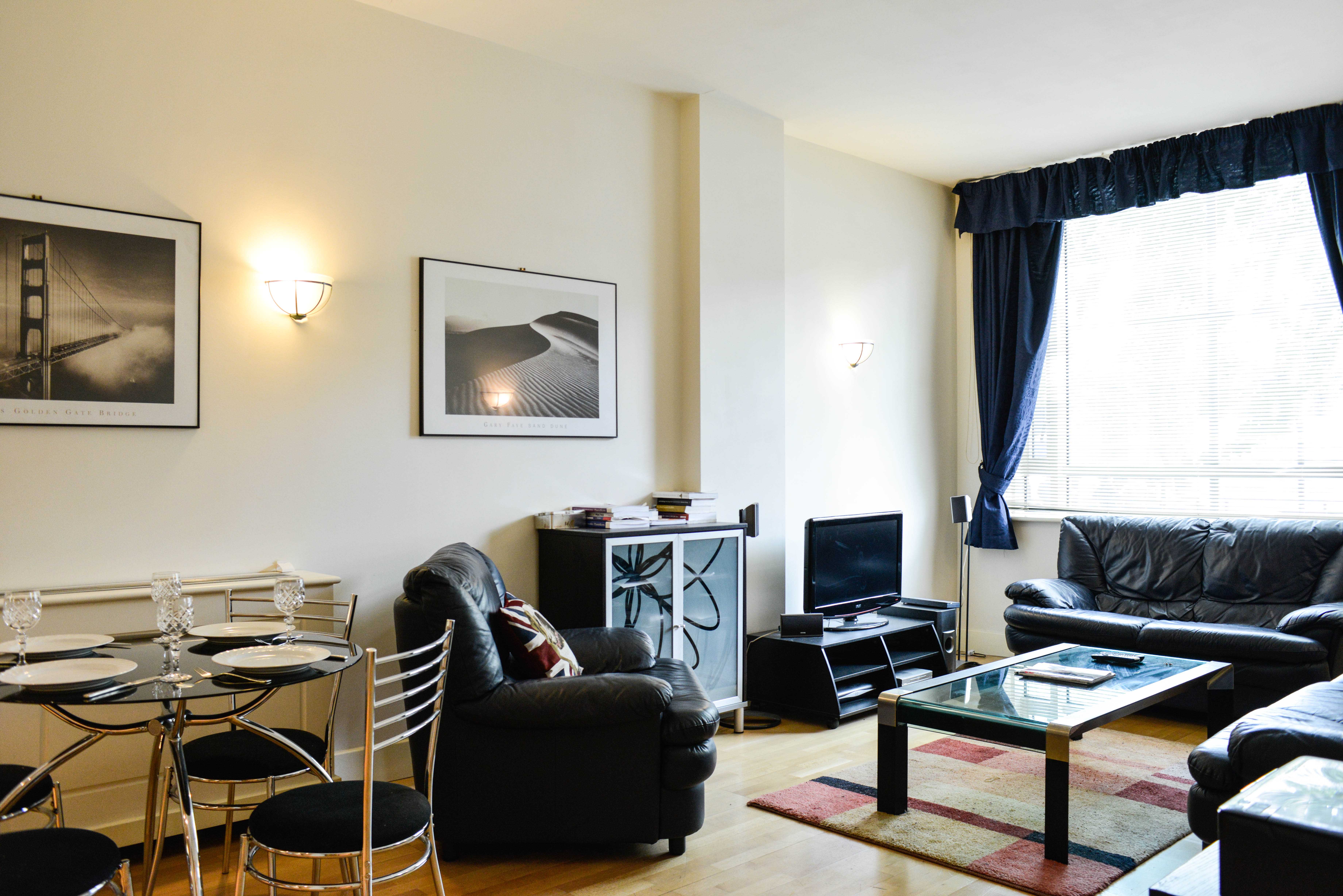 *Modern Apt. in Fantastic Location* in Westminster, London