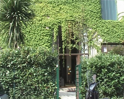 Loft with garden on Naviglio Grande in S. CRISTOFORO, Milan