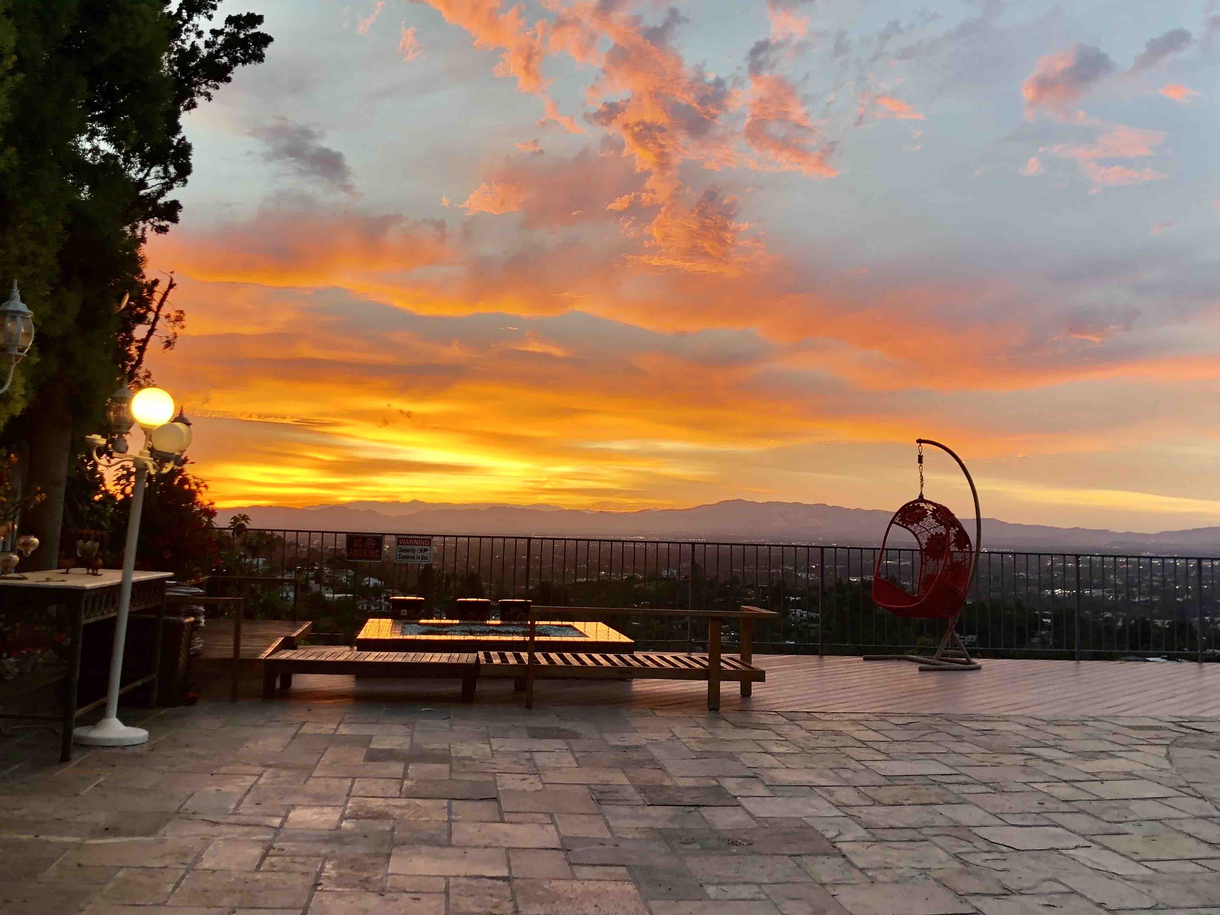 Mulholland Dr Best View Houses For Rent In Los Angeles California United States