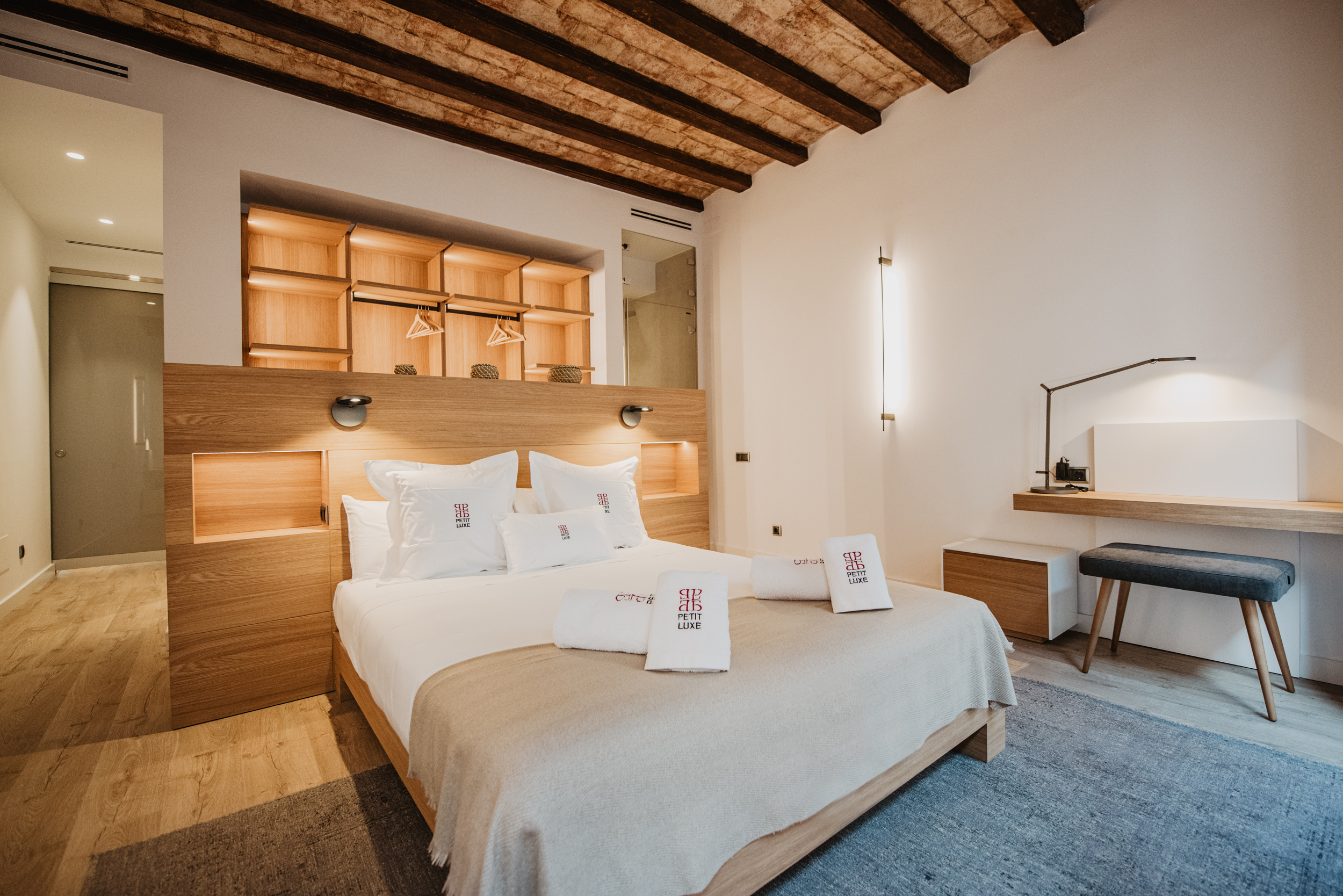 Petit Luxe St Pere Airbnb