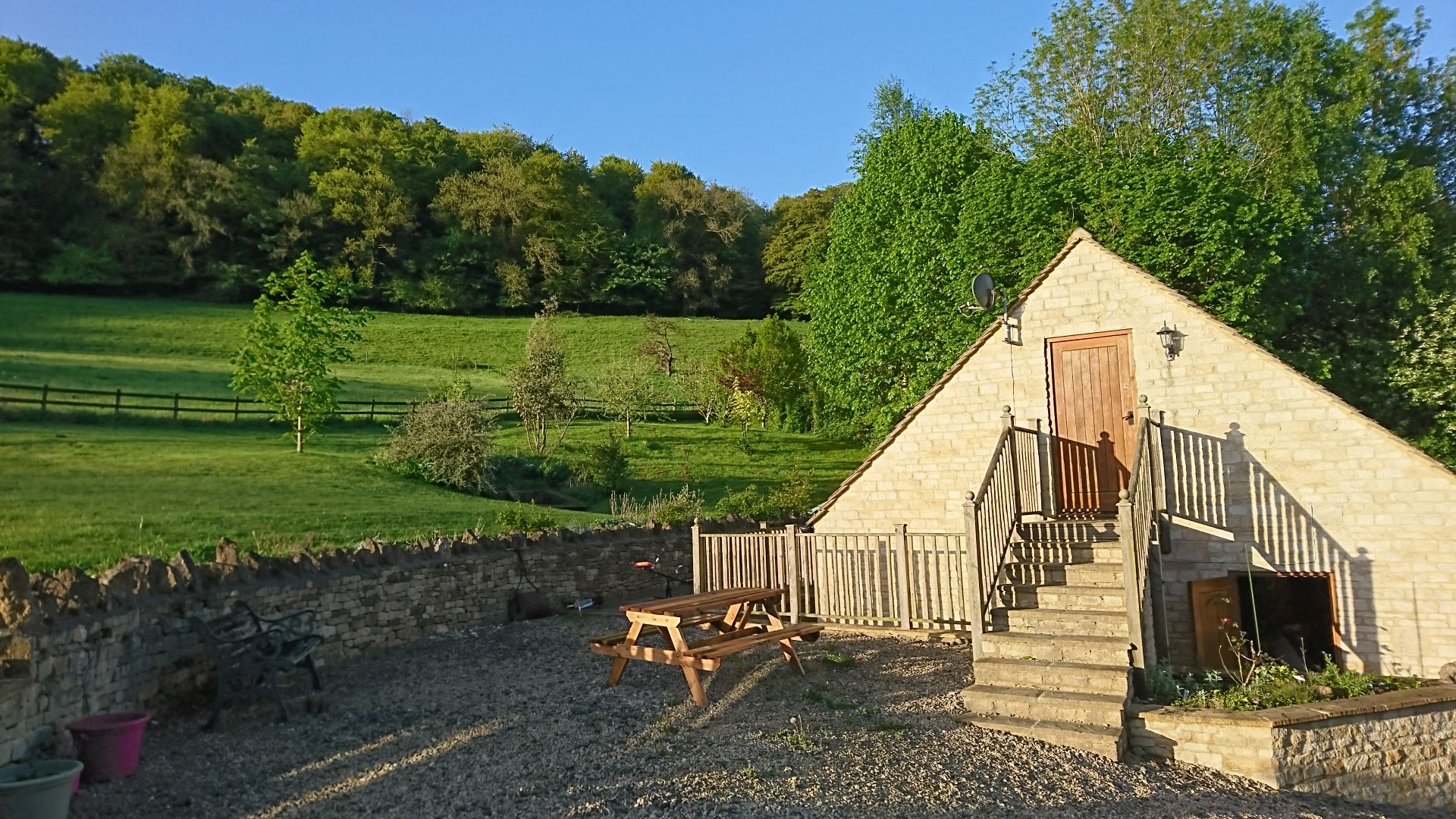 Tranquil Cotswold retreat in beautiful Slad Valley