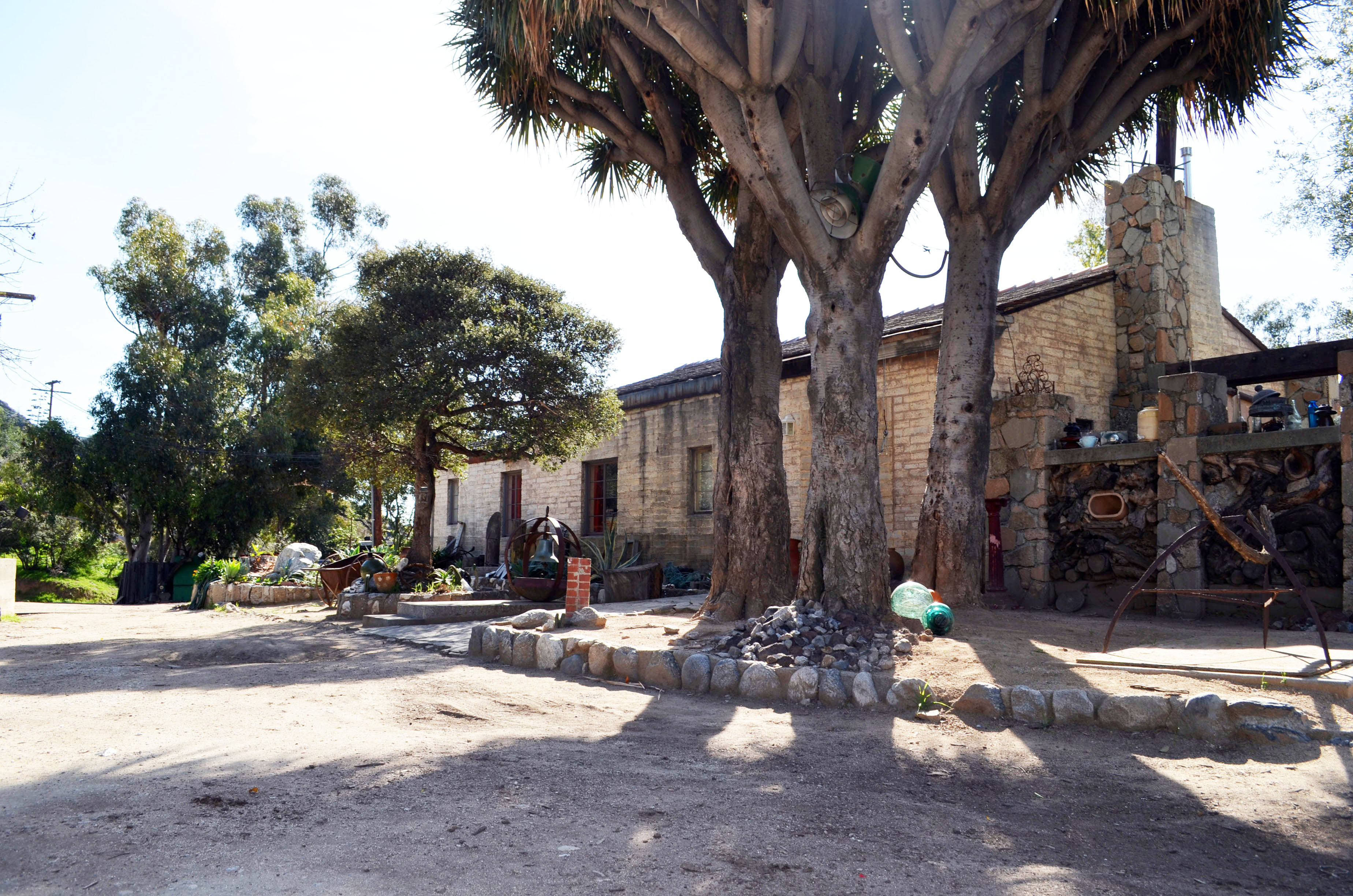 House on historic Zorthian Ranch Farm stays for Rent in Altadena