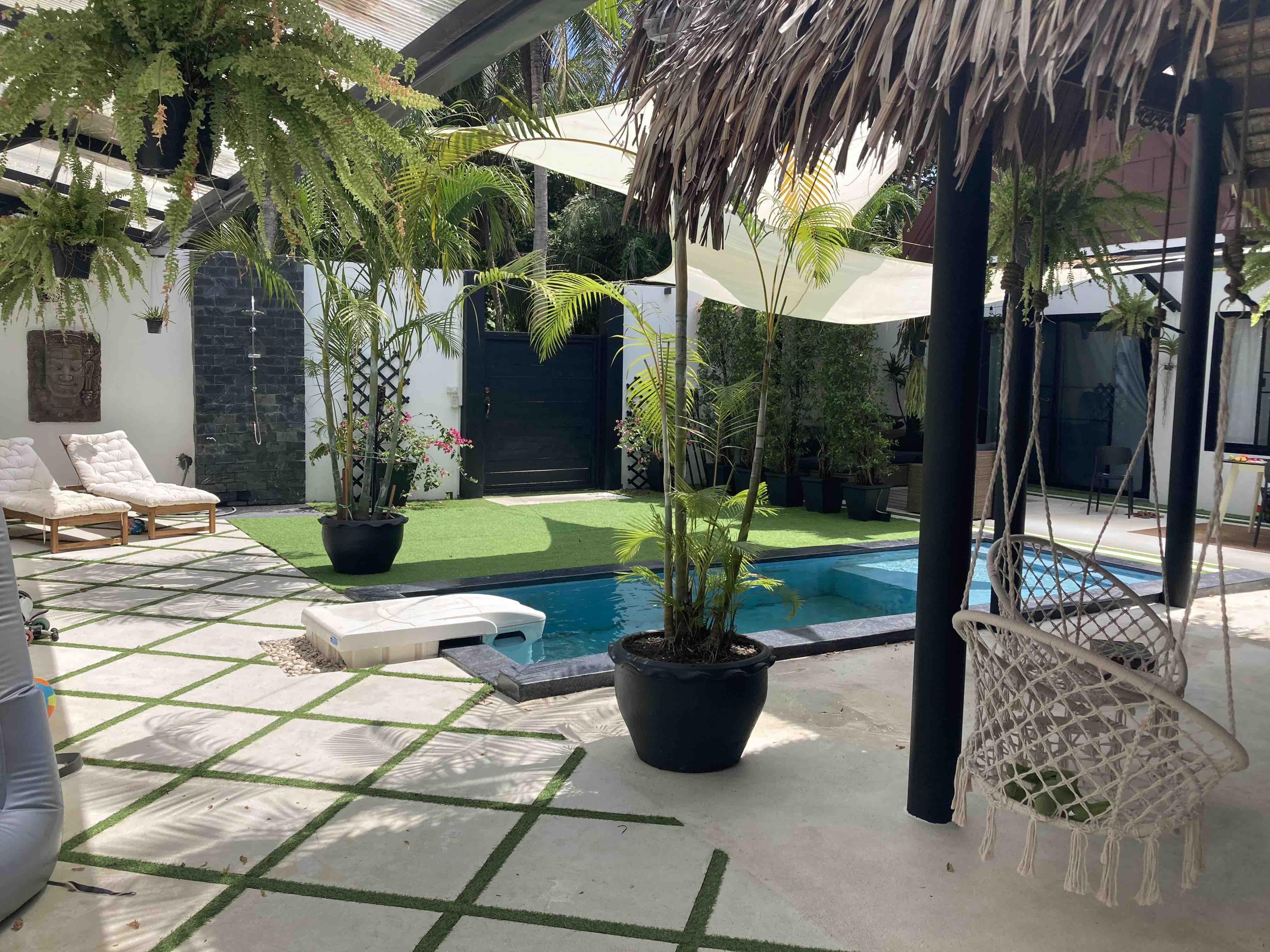 Enchanting Balinese style Villa 3 min to BovyBeach