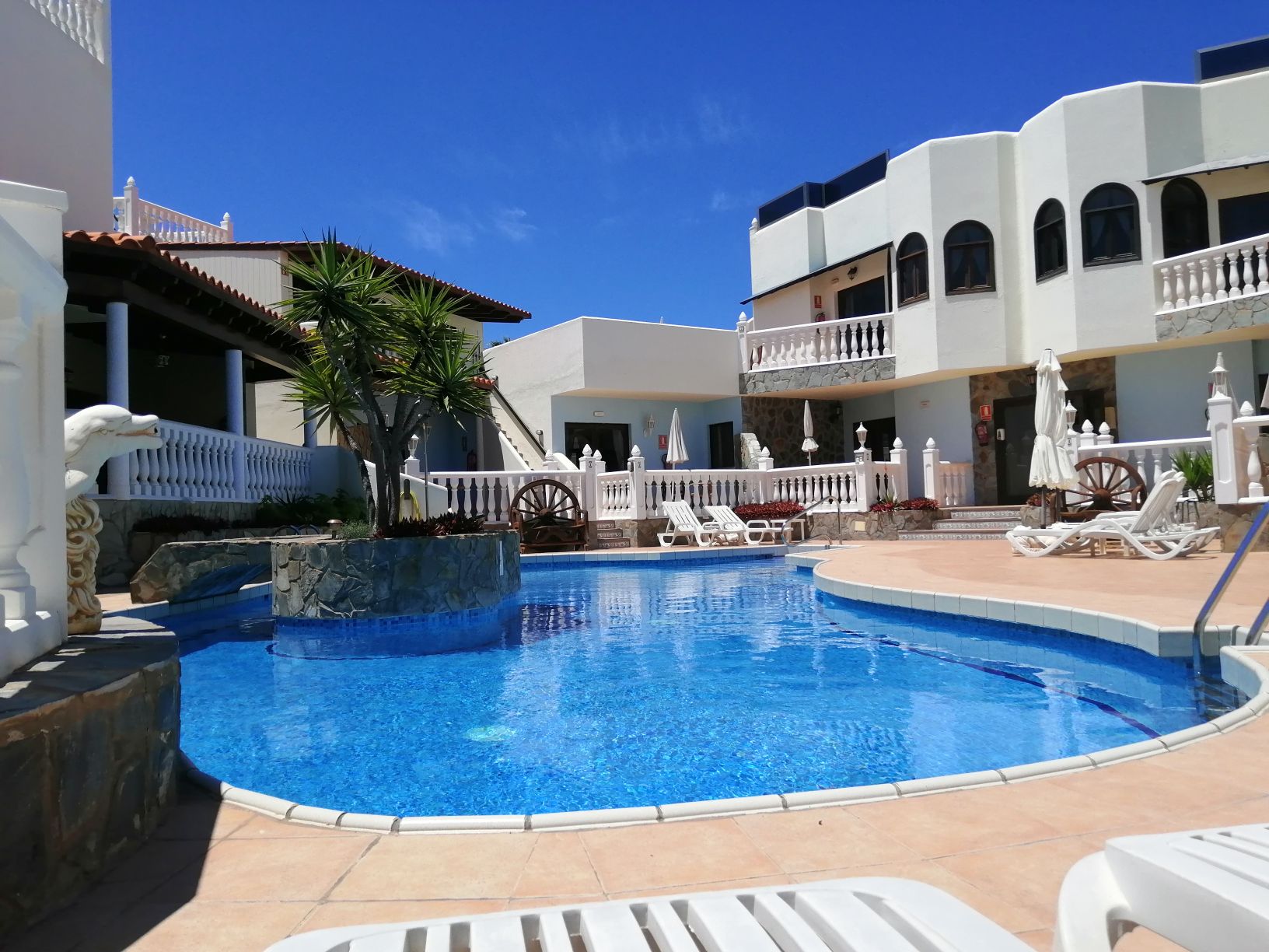 Villa with jacuzzi, swimming pool, sauna, terrace - Villas for Rent in  Corralejo, Canarias, Spain