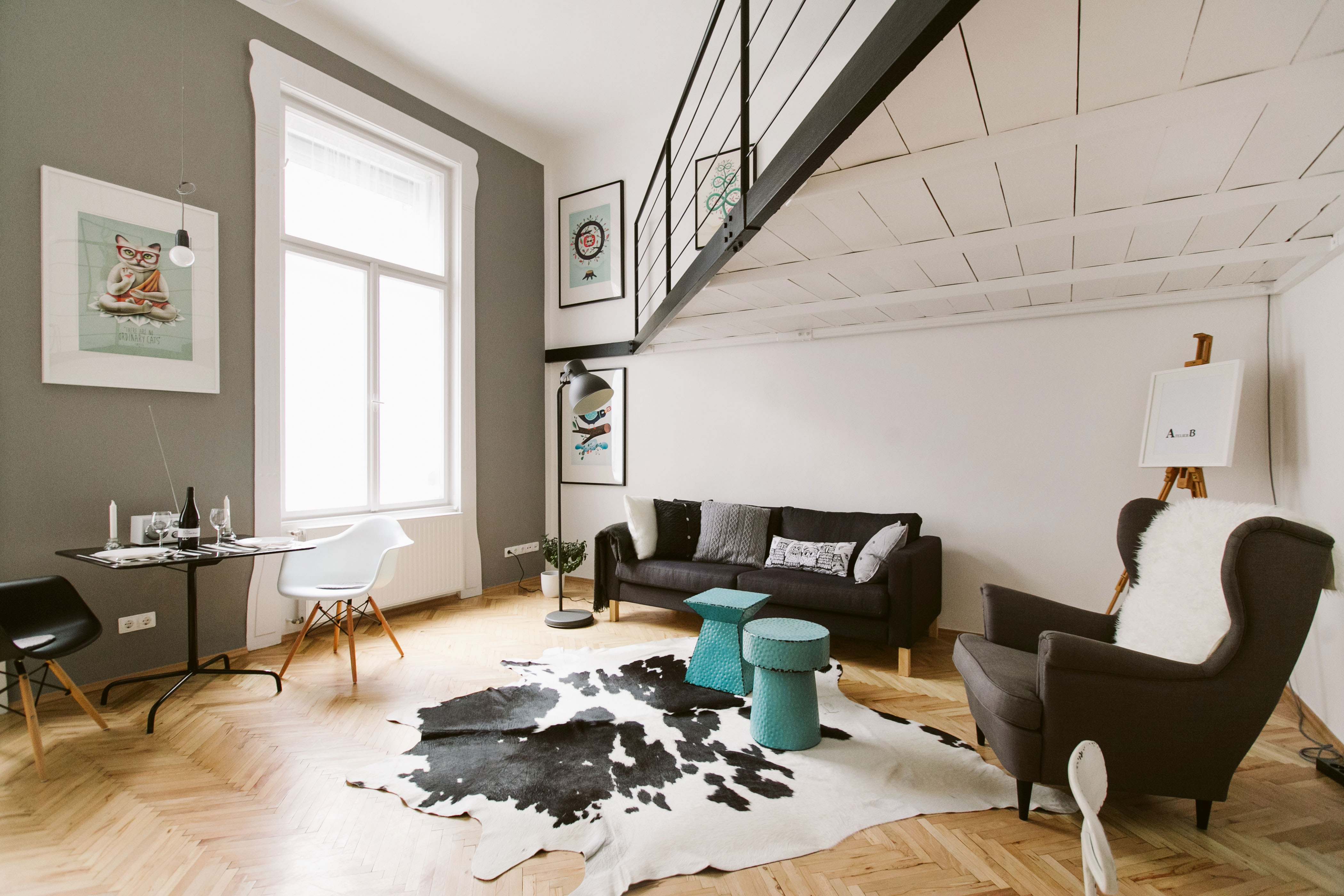 AtelierB city center design home gallery Appartamenti in 10 Fantastic Feline Friendly Interior Designs | Stanza per
