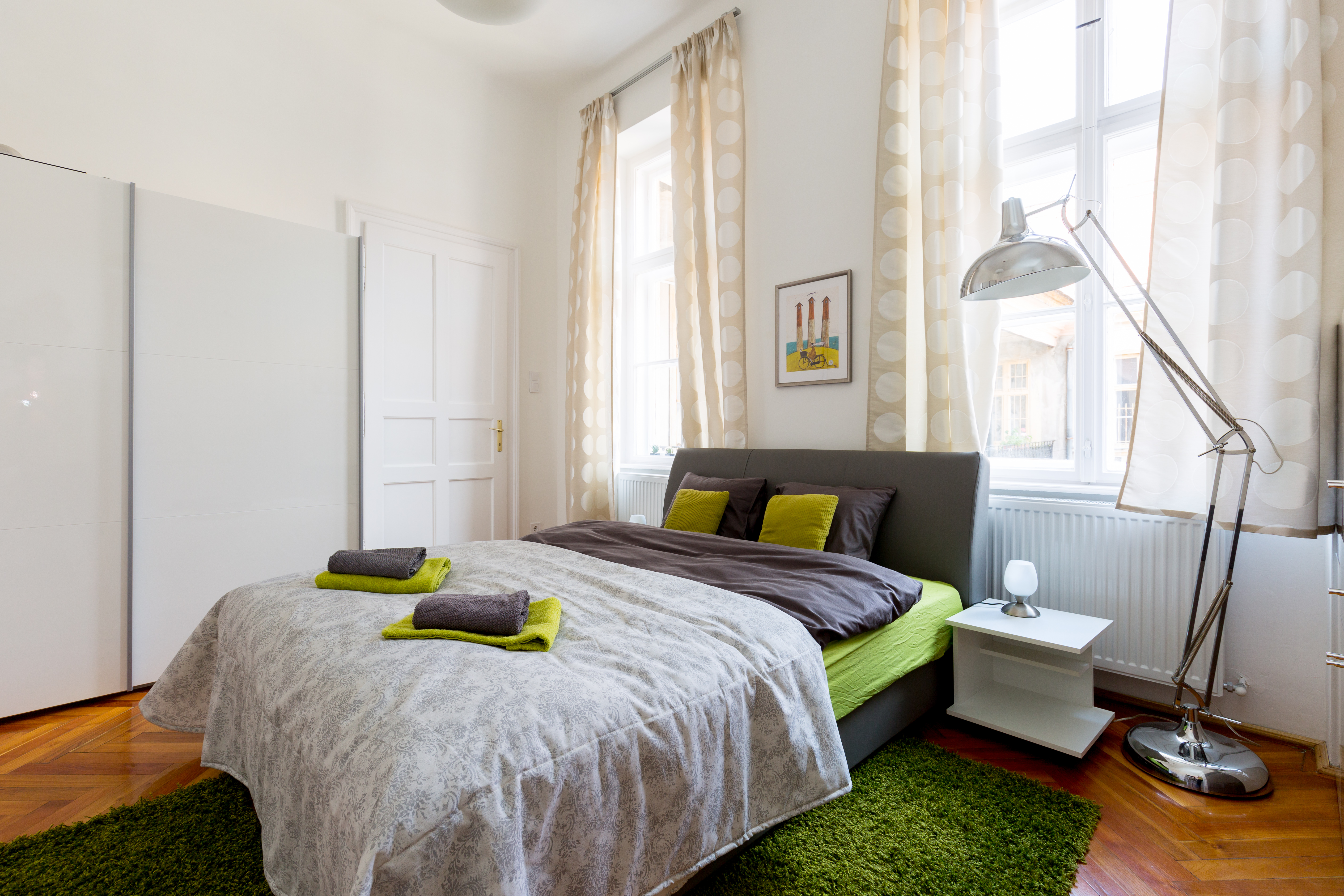 Riverside Studio with AC – City Center