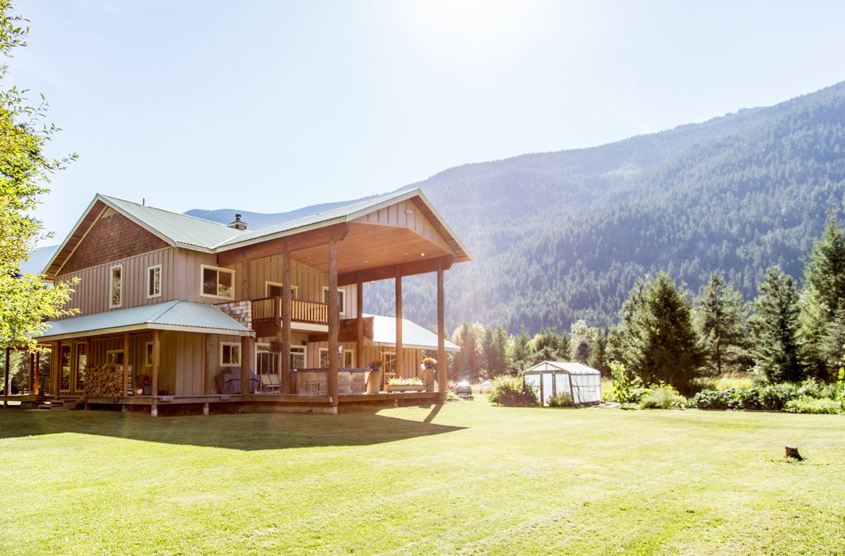 Spacious Country Home on Acreage Houses for Rent in Pemberton