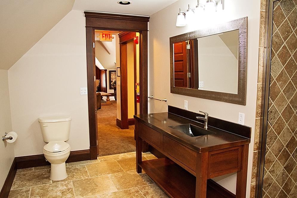 Wishmaker House Bed and BreakfastTreeTop Suite Bed and breakfasts