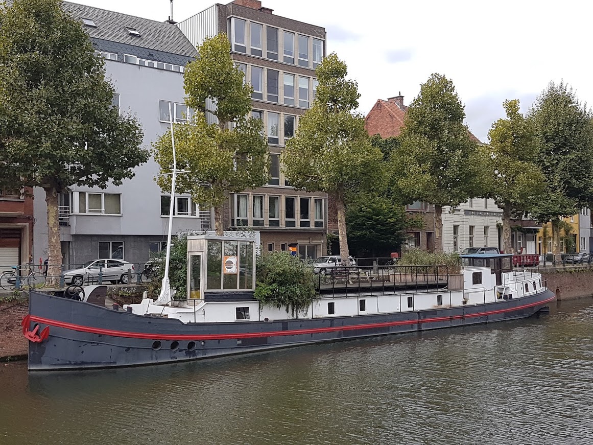 Unieke woonboot in centrum Gent 4 personen in Macharius - Heirnis, Ghent