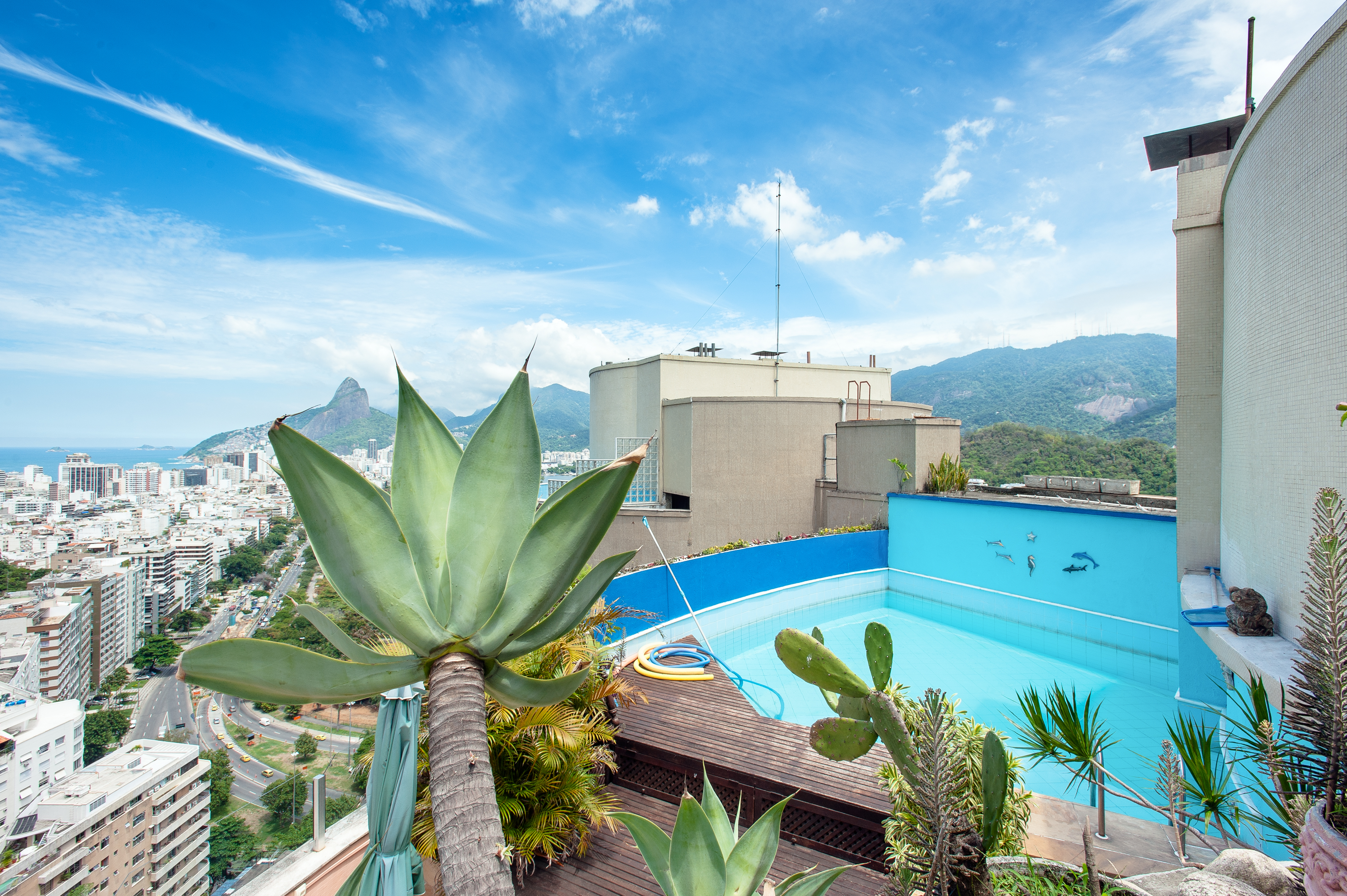 Beautiful chalet in the sky of Ipanema Lagoa