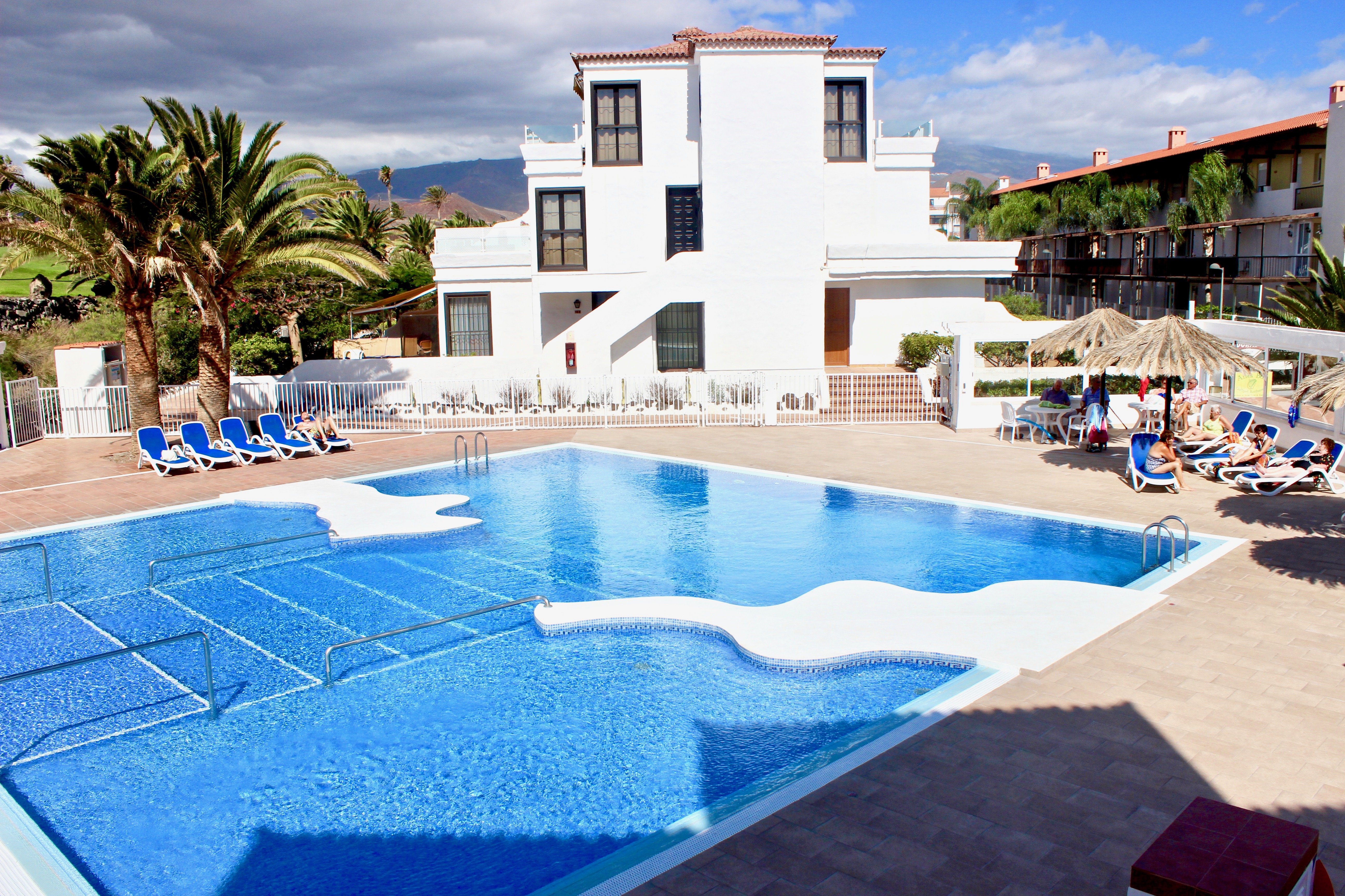 2 BDR+2 BATH Amarilla Golf Apartment