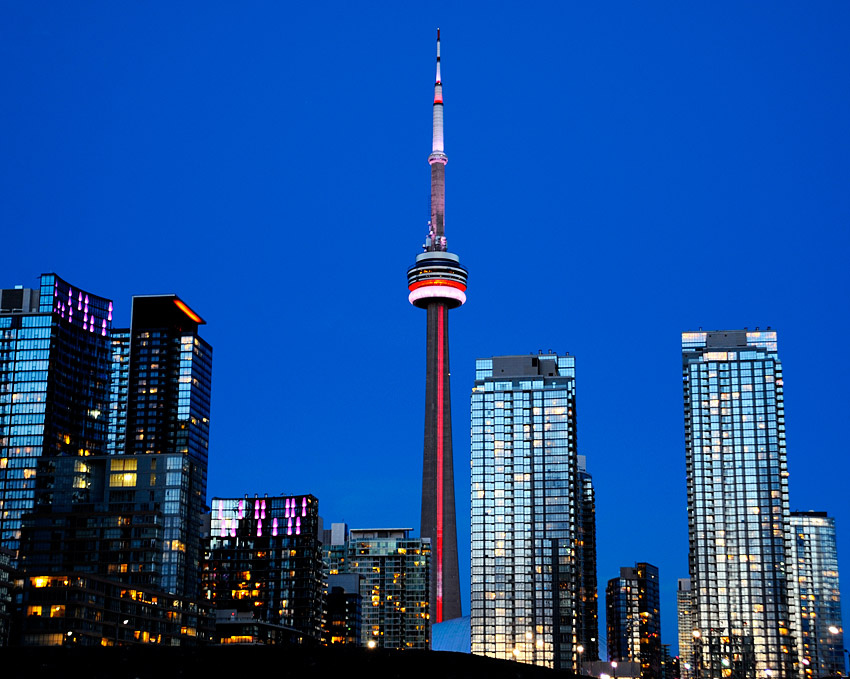 Clean & Quiet Stay- Women Only • Prime Downtown in Waterfront Communities-The Island, Toronto